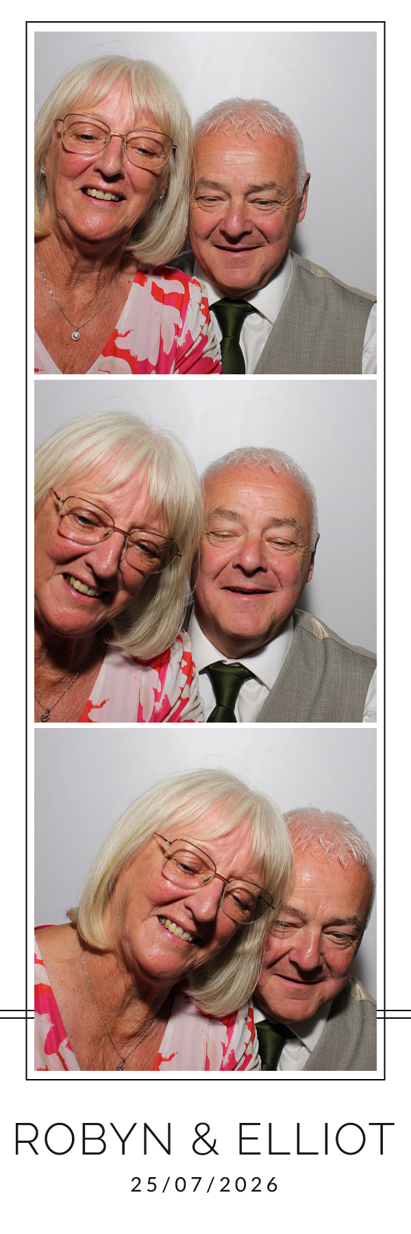 Robyn and Elliot | View more photos from the event at gallery.blissbooth.co.uk/u/BlissBooth/Robyn-and-Elliot