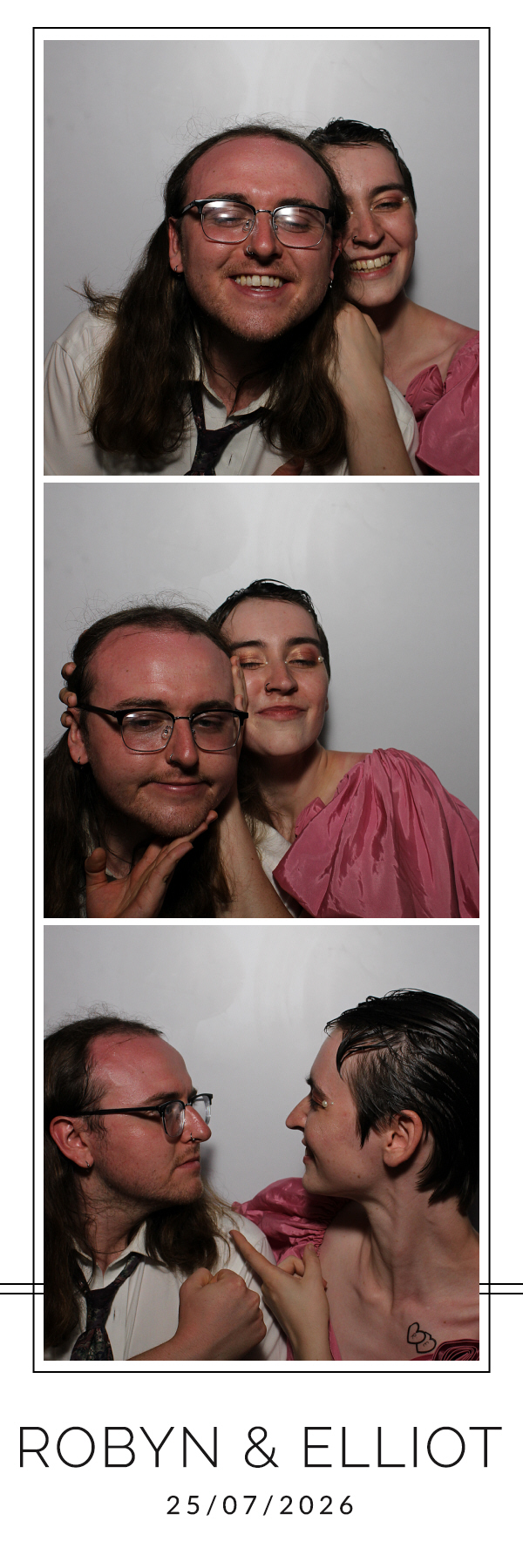 Robyn and Elliot | View more photos from the event at gallery.blissbooth.co.uk/u/BlissBooth/Robyn-and-Elliot