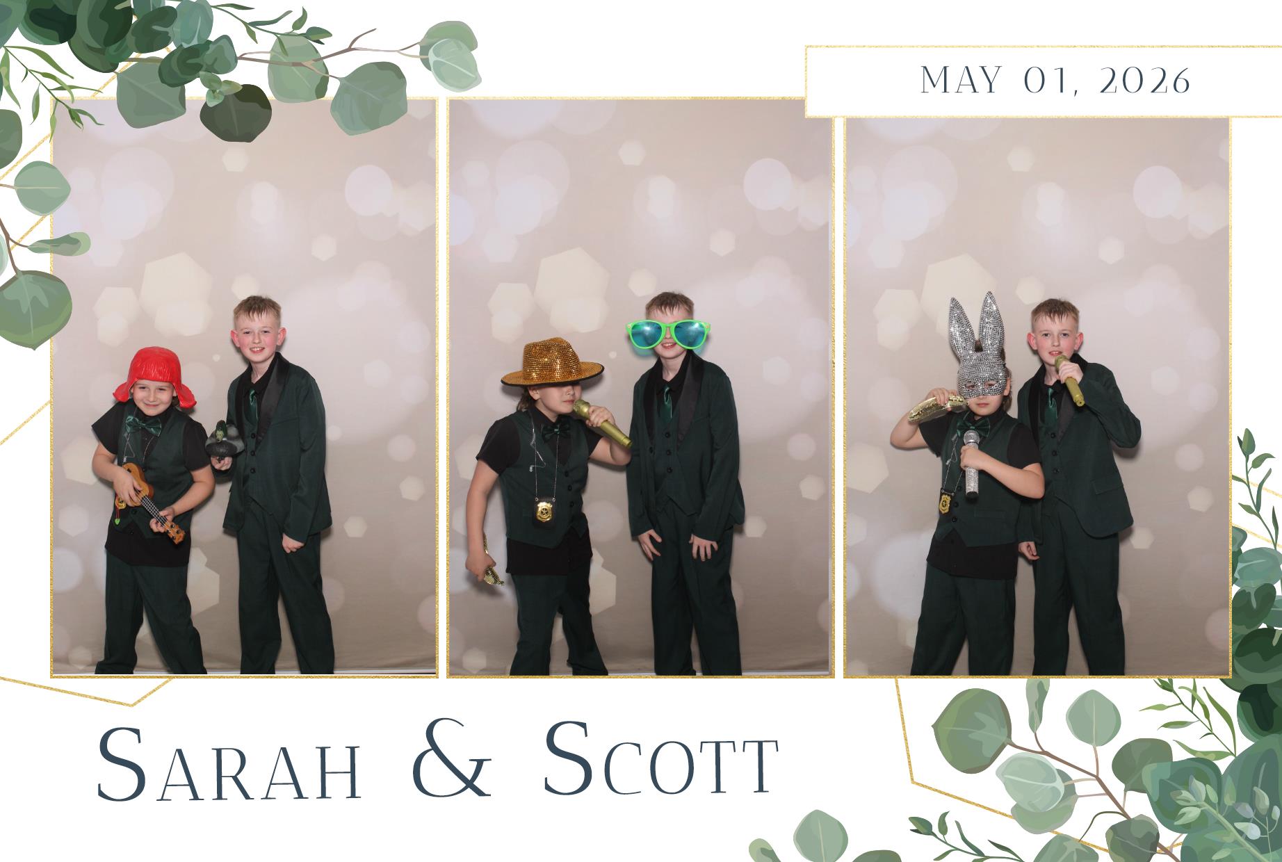 Sarah and Scott | View more photos from the event at gallery.blissbooth.co.uk/u/BlissBooth/Sarah-and-Scott