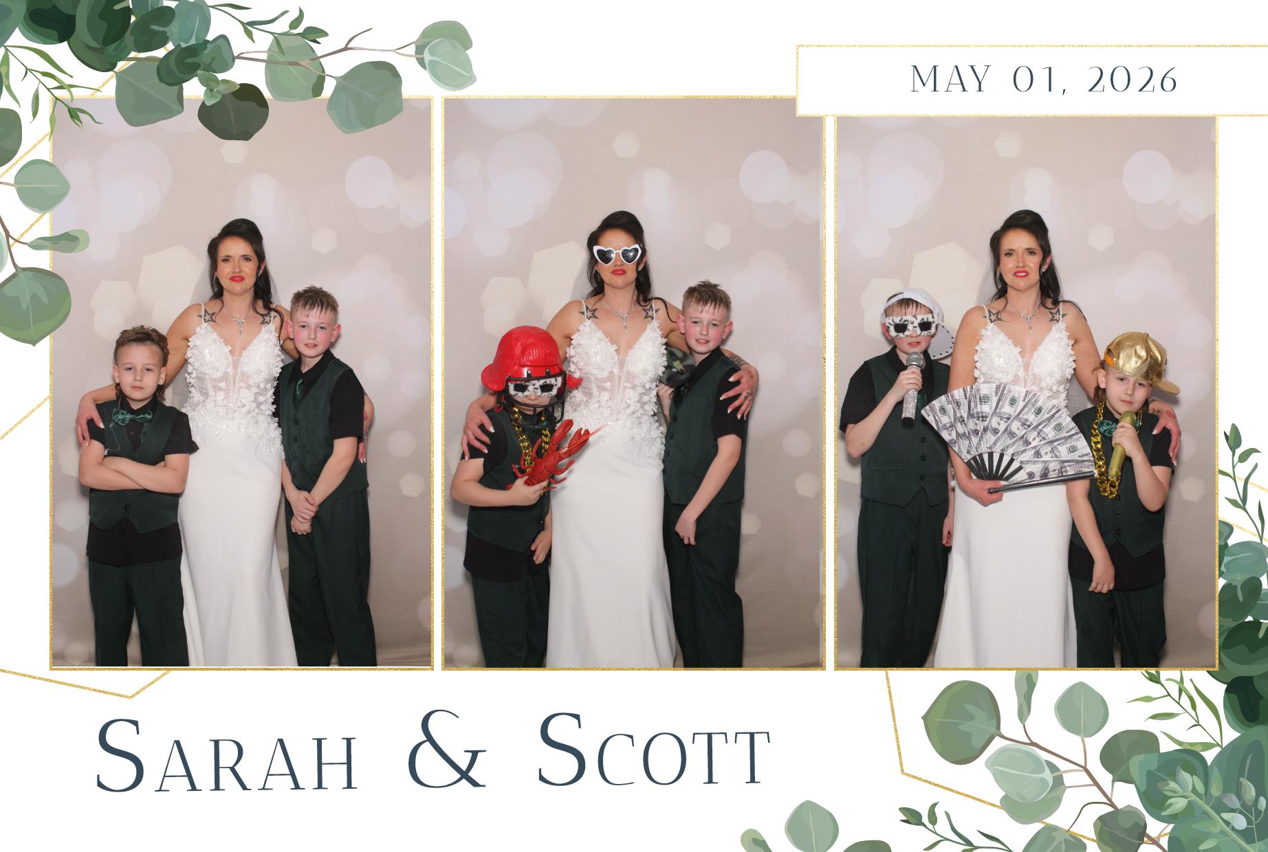 Sarah and Scott | View more photos from the event at gallery.blissbooth.co.uk/u/BlissBooth/Sarah-and-Scott