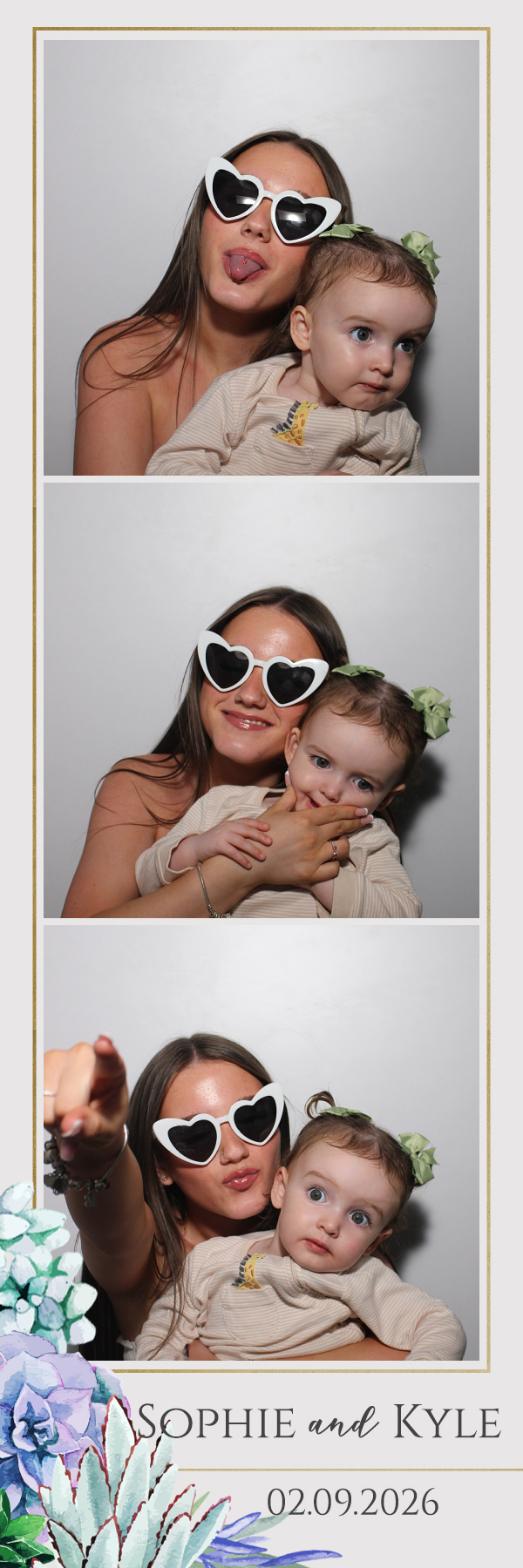 Sophie and Kyle | View more photos from the event at gallery.blissbooth.co.uk/u/BlissBooth/Sophie-and-Kyle
