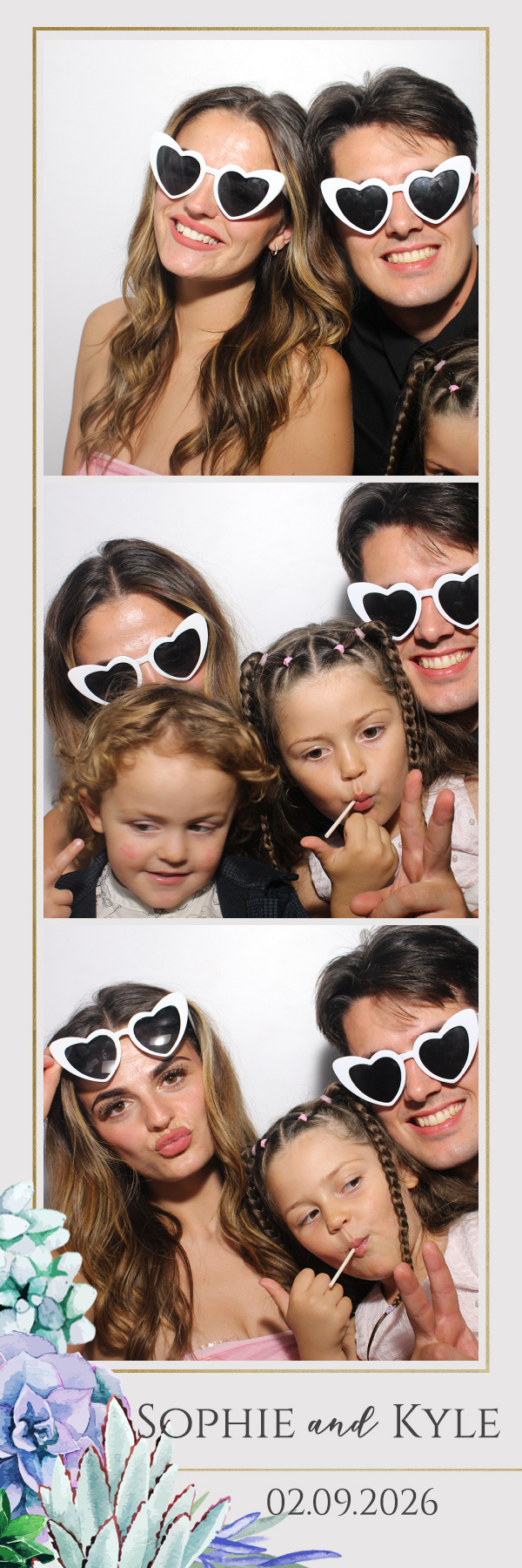 Sophie and Kyle | View more photos from the event at gallery.blissbooth.co.uk/u/BlissBooth/Sophie-and-Kyle