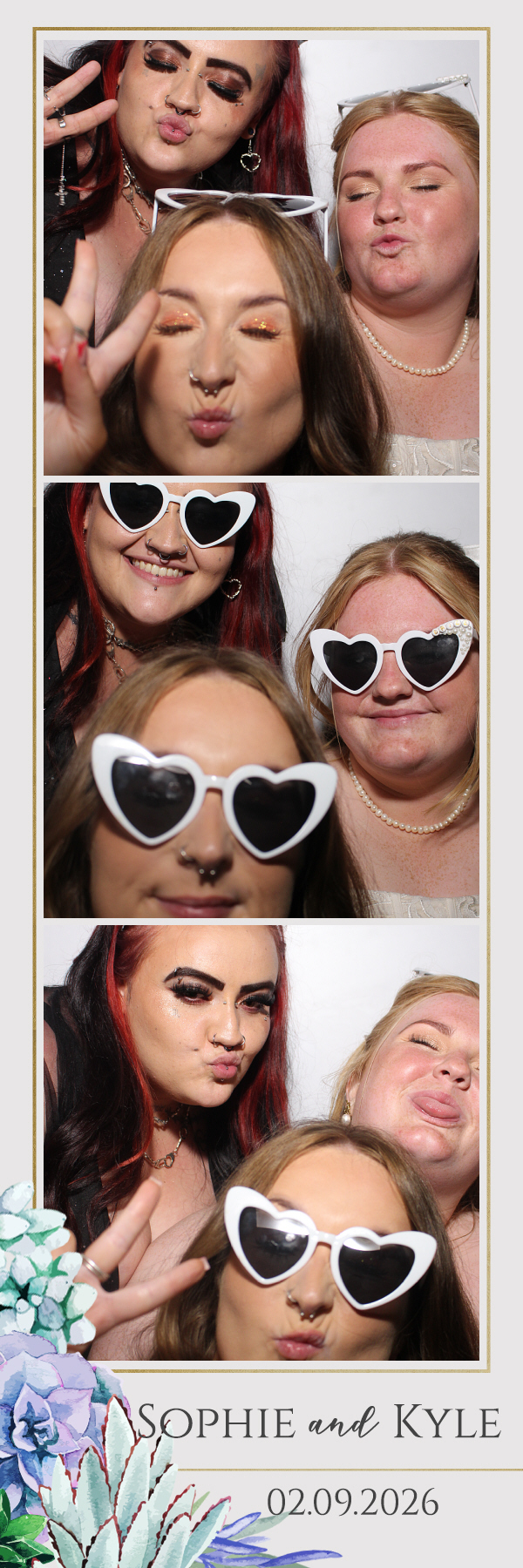 Sophie and Kyle | View more photos from the event at gallery.blissbooth.co.uk/u/BlissBooth/Sophie-and-Kyle