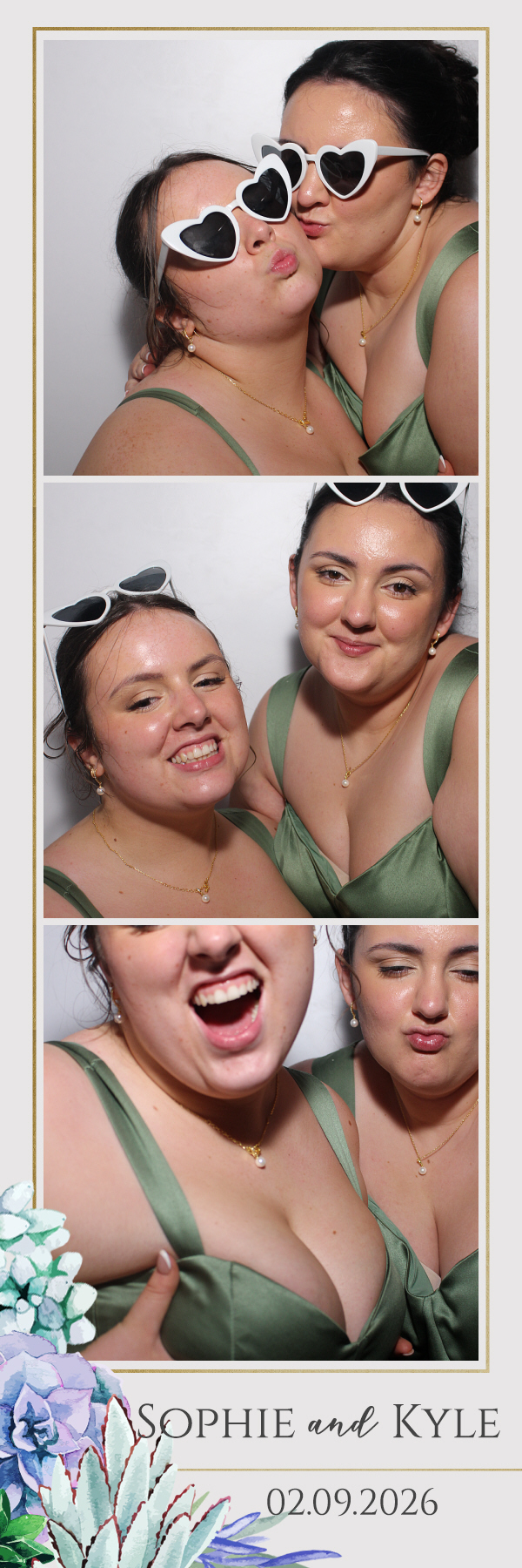 Sophie and Kyle | View more photos from the event at gallery.blissbooth.co.uk/u/BlissBooth/Sophie-and-Kyle