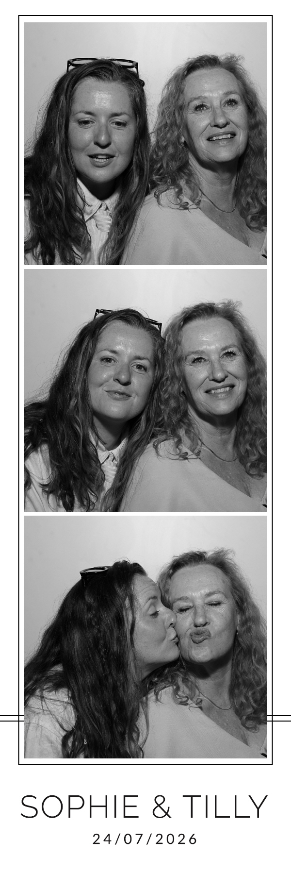 Sophie and Tilly | View more photos from the event at gallery.blissbooth.co.uk/u/BlissBooth/Sophie-and-Tilly