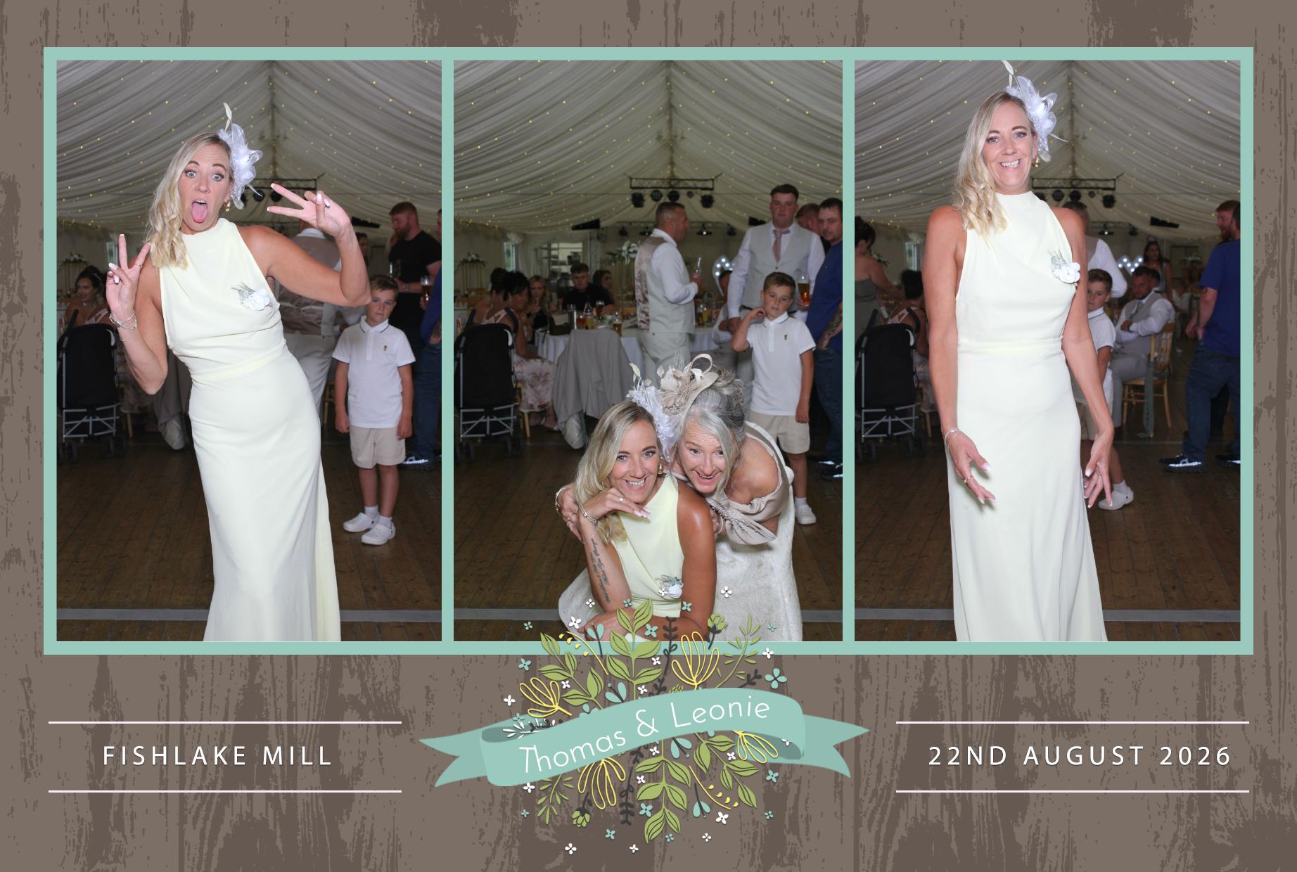 Thomas and Leoni | View more photos from the event at gallery.blissbooth.co.uk/u/BlissBooth/Thomas-and-Leoni