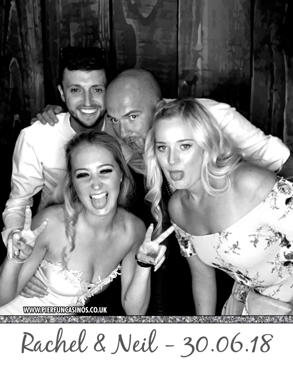 Rachel & Neil | View more photos from the event at gallery.boothtube.co.uk/u/BoothtubeLtd/Rachel-Neil