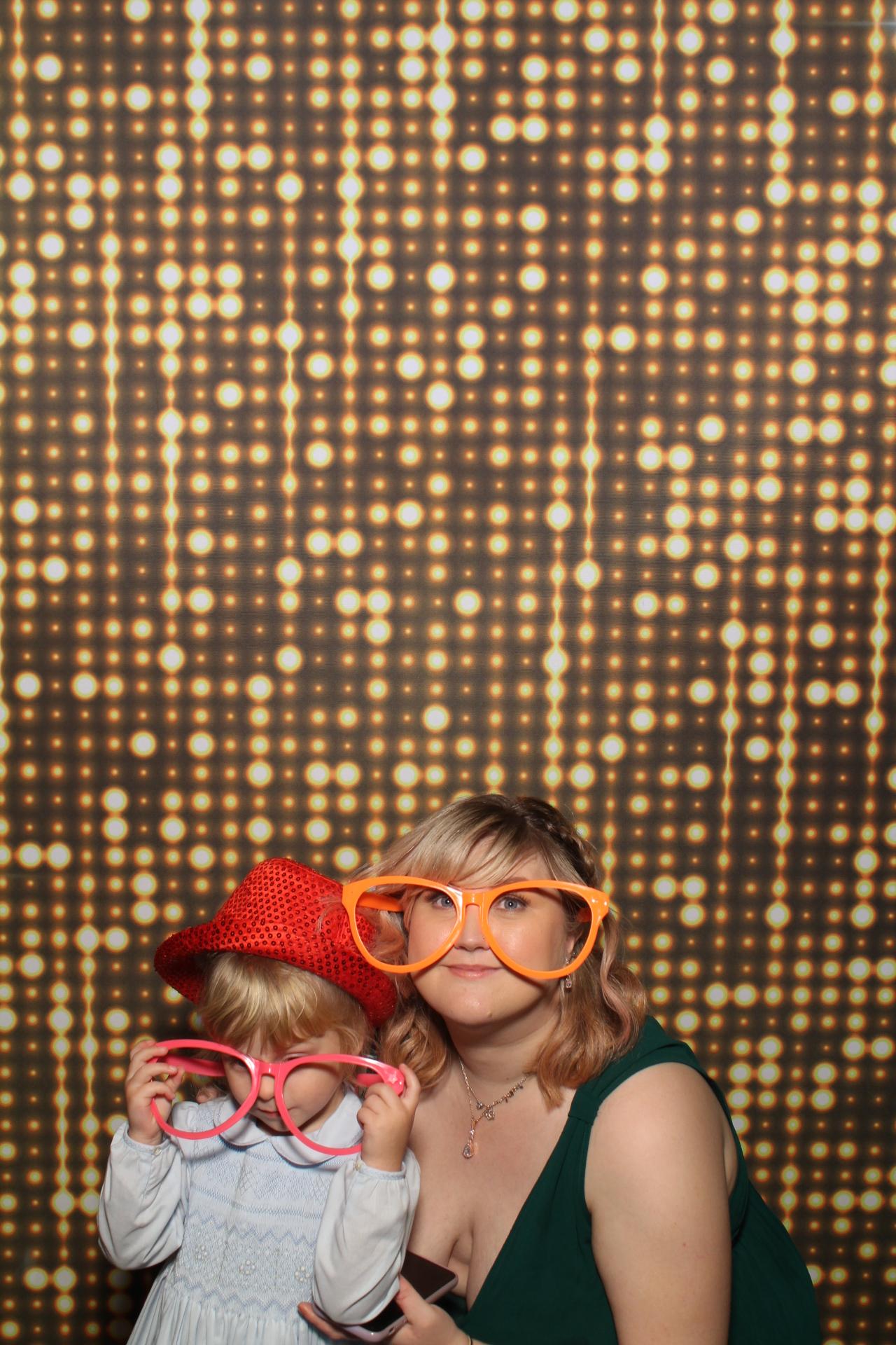 Emma and Nathan | View more photos from the event at gallery.boothtube.co.uk/u/BoothtubeLtd/Emma-and-Nathan