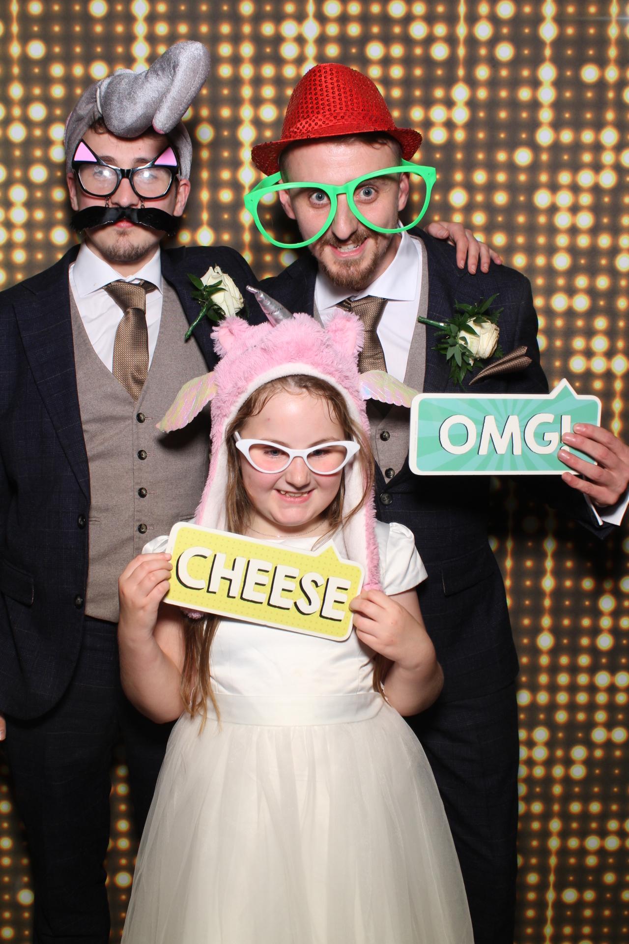 Emma and Nathan | View more photos from the event at gallery.boothtube.co.uk/u/BoothtubeLtd/Emma-and-Nathan