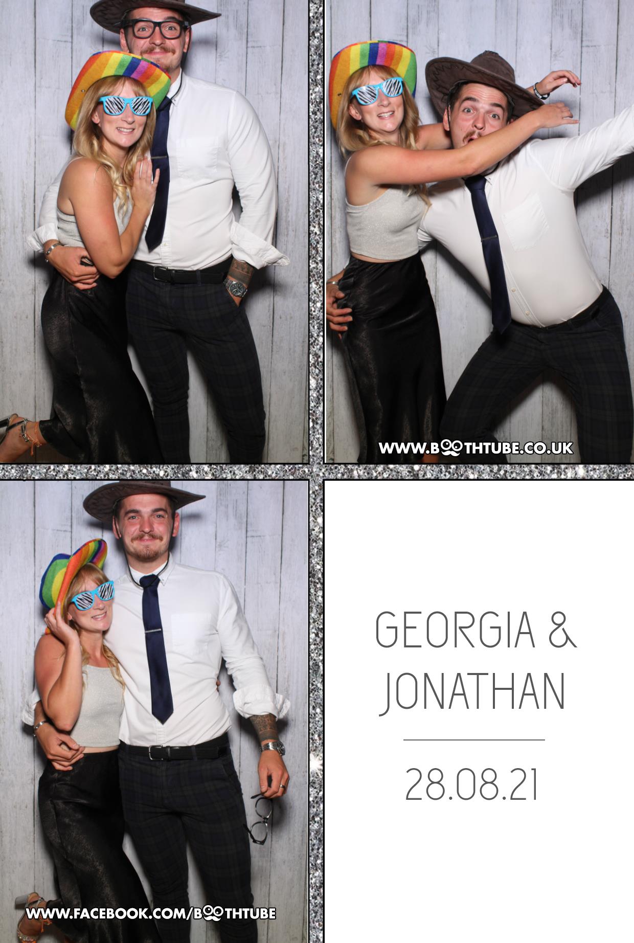 Georgia and Jonathan | View more photos from the event at gallery.boothtube.co.uk/u/BoothtubeLtd/Georgia-and-Jonathan