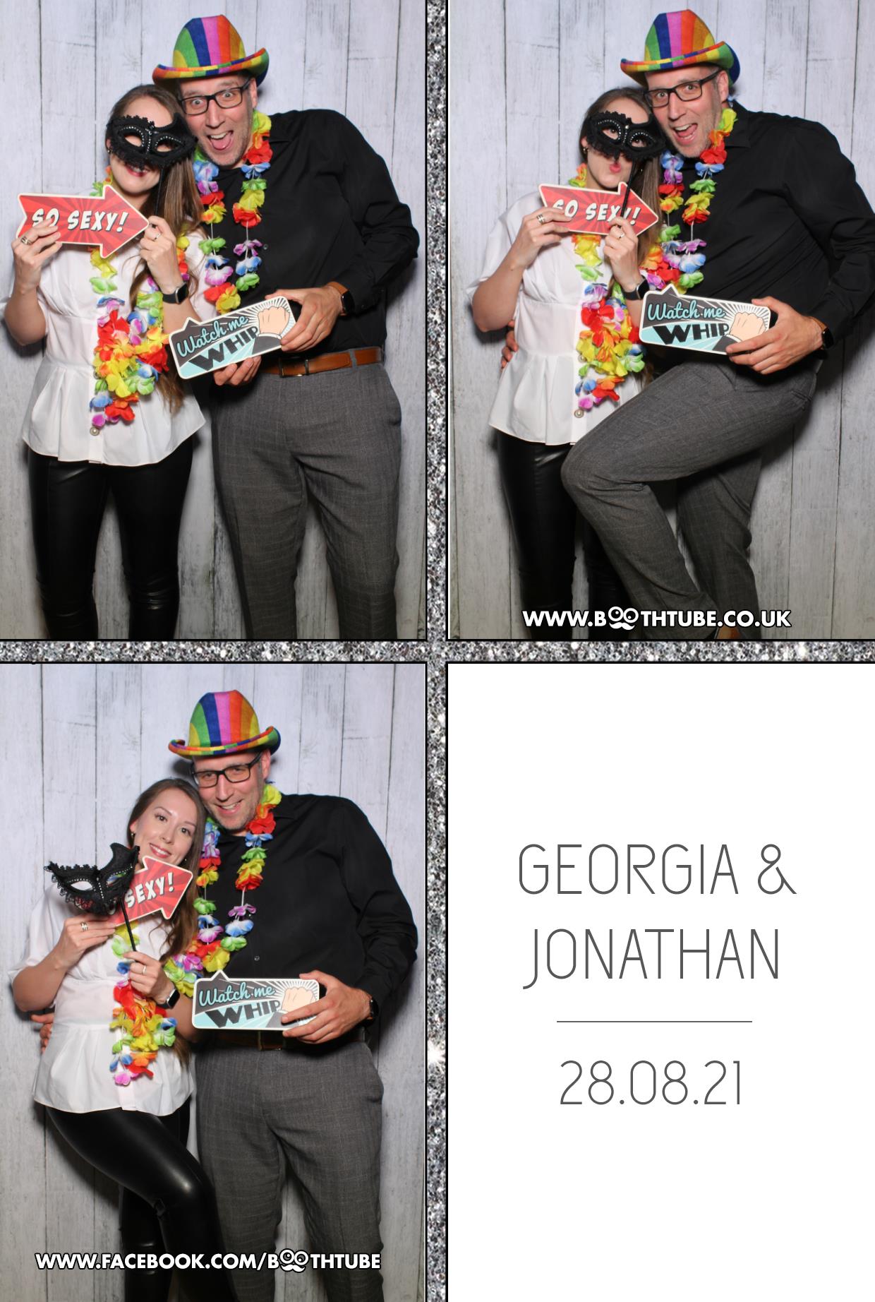 Georgia and Jonathan | View more photos from the event at gallery.boothtube.co.uk/u/BoothtubeLtd/Georgia-and-Jonathan