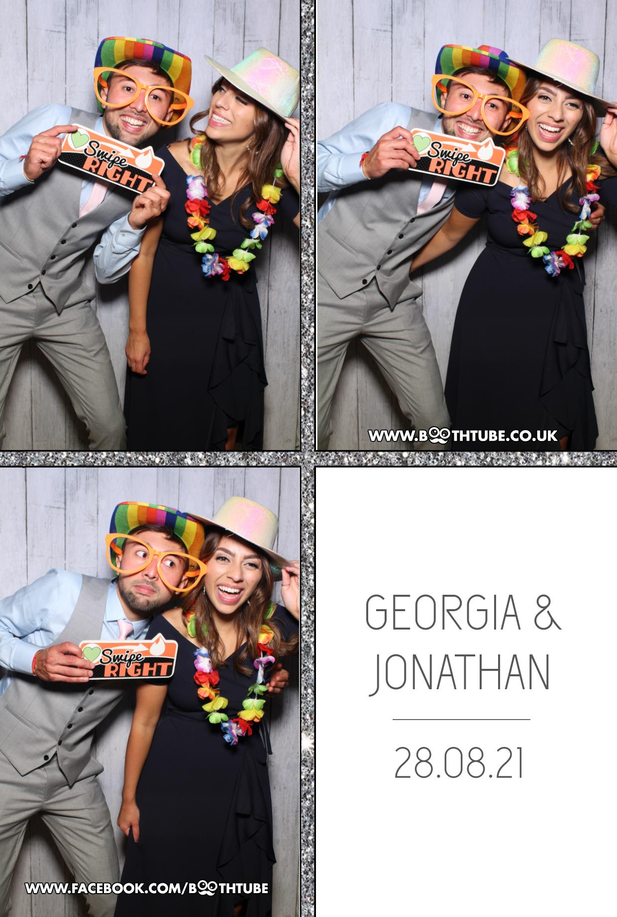 Georgia and Jonathan | View more photos from the event at gallery.boothtube.co.uk/u/BoothtubeLtd/Georgia-and-Jonathan