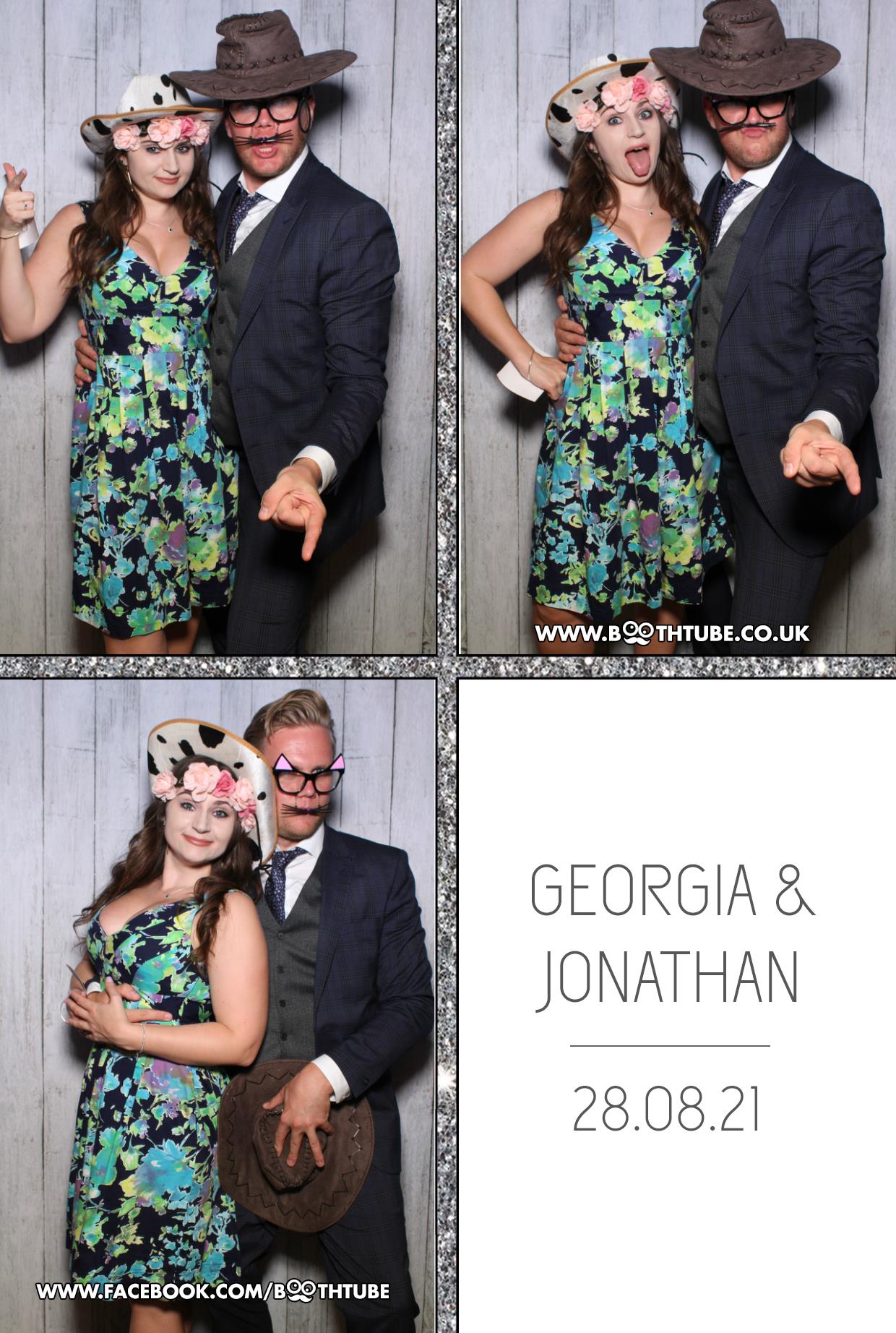 Georgia and Jonathan | View more photos from the event at gallery.boothtube.co.uk/u/BoothtubeLtd/Georgia-and-Jonathan