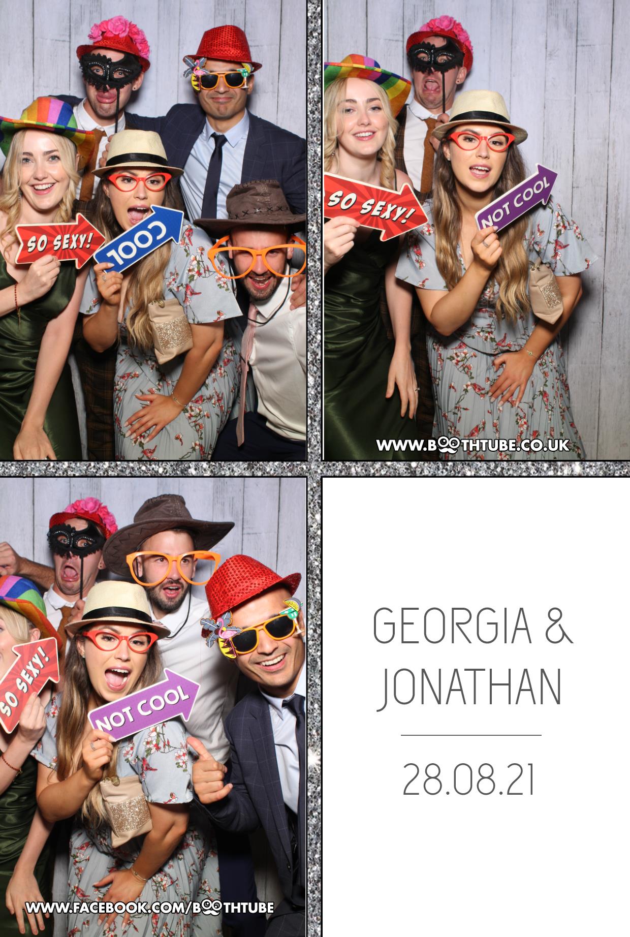 Georgia and Jonathan | View more photos from the event at gallery.boothtube.co.uk/u/BoothtubeLtd/Georgia-and-Jonathan