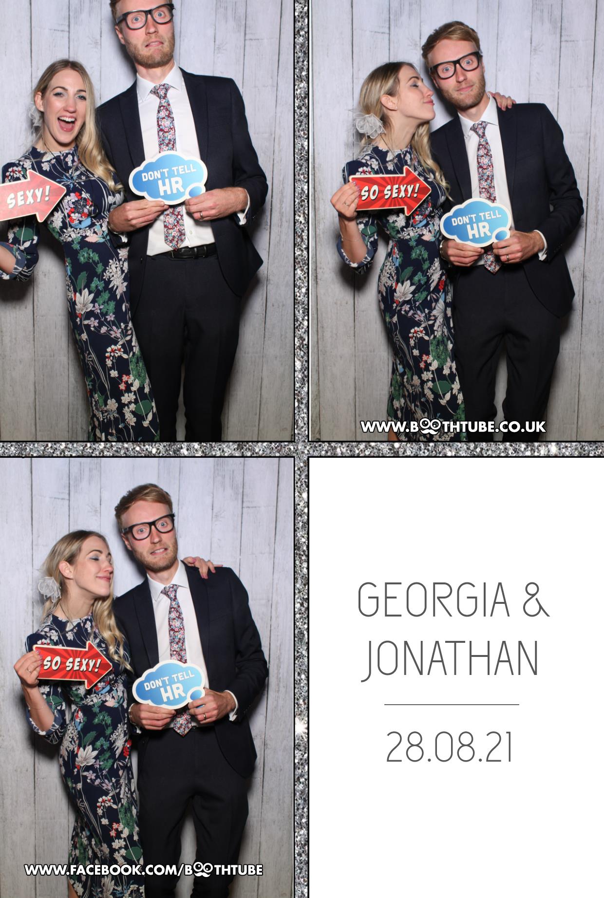 Georgia and Jonathan | View more photos from the event at gallery.boothtube.co.uk/u/BoothtubeLtd/Georgia-and-Jonathan