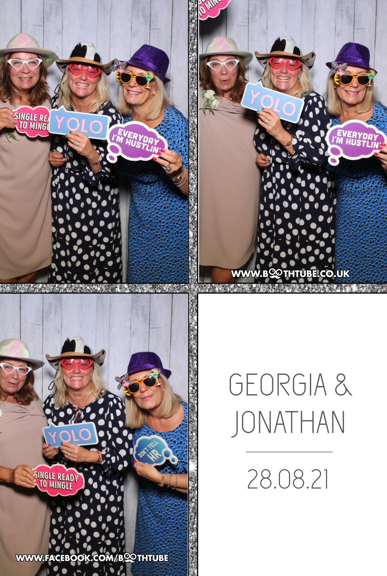Georgia and Jonathan | View more photos from the event at gallery.boothtube.co.uk/u/BoothtubeLtd/Georgia-and-Jonathan