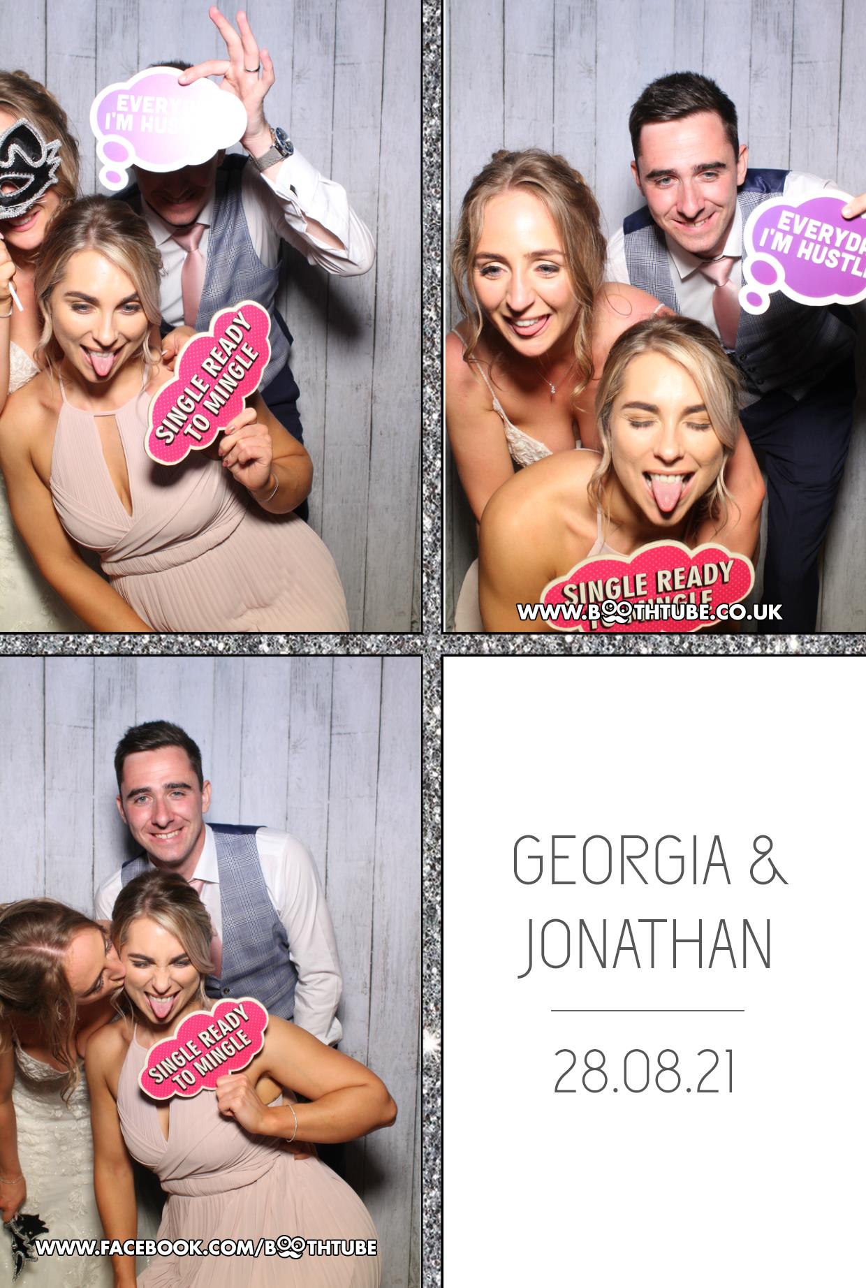 Georgia and Jonathan | View more photos from the event at gallery.boothtube.co.uk/u/BoothtubeLtd/Georgia-and-Jonathan