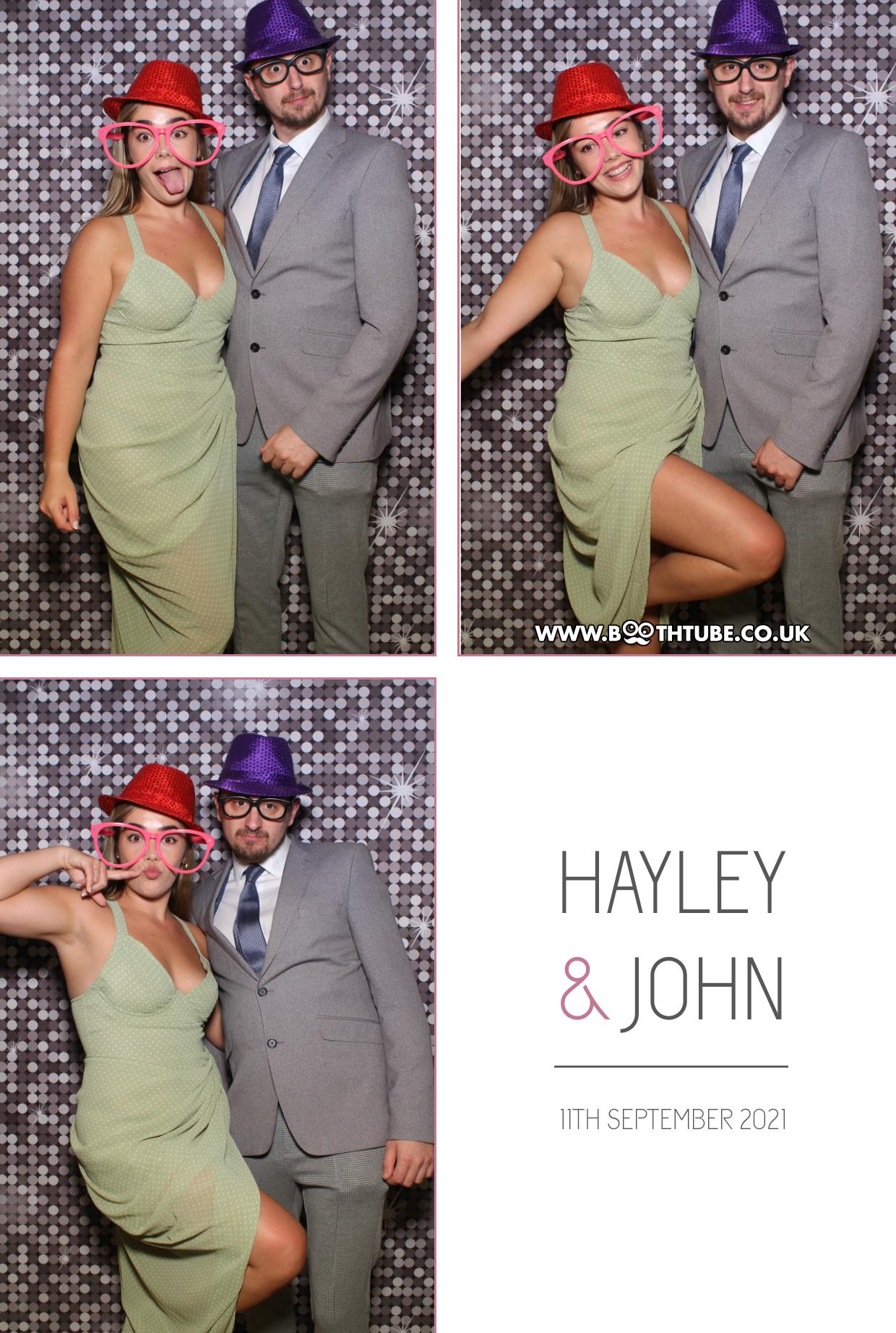 Hayley and John | View more photos from the event at gallery.boothtube.co.uk/u/BoothtubeLtd/Hayley-and-John