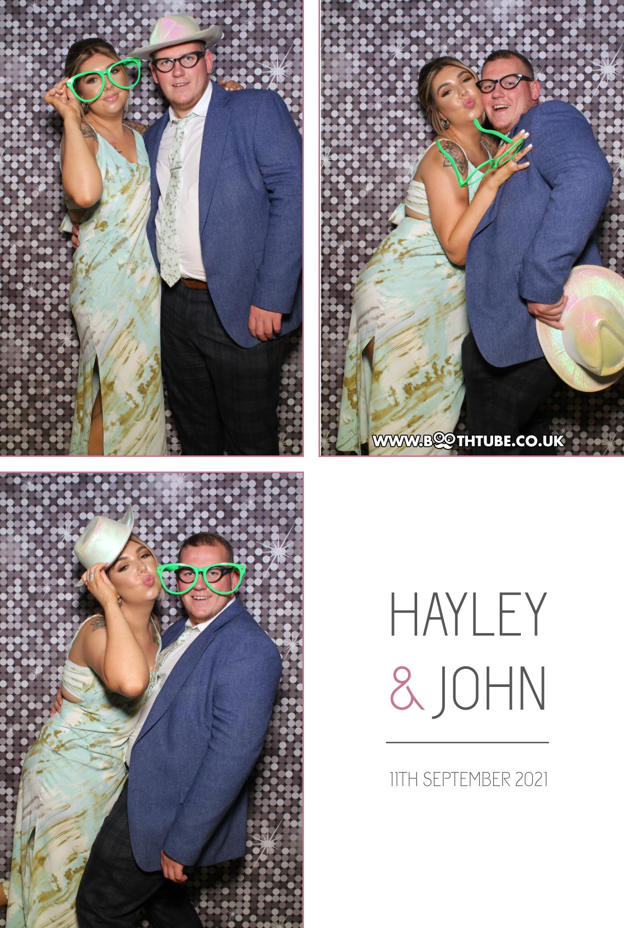 Hayley and John | View more photos from the event at gallery.boothtube.co.uk/u/BoothtubeLtd/Hayley-and-John