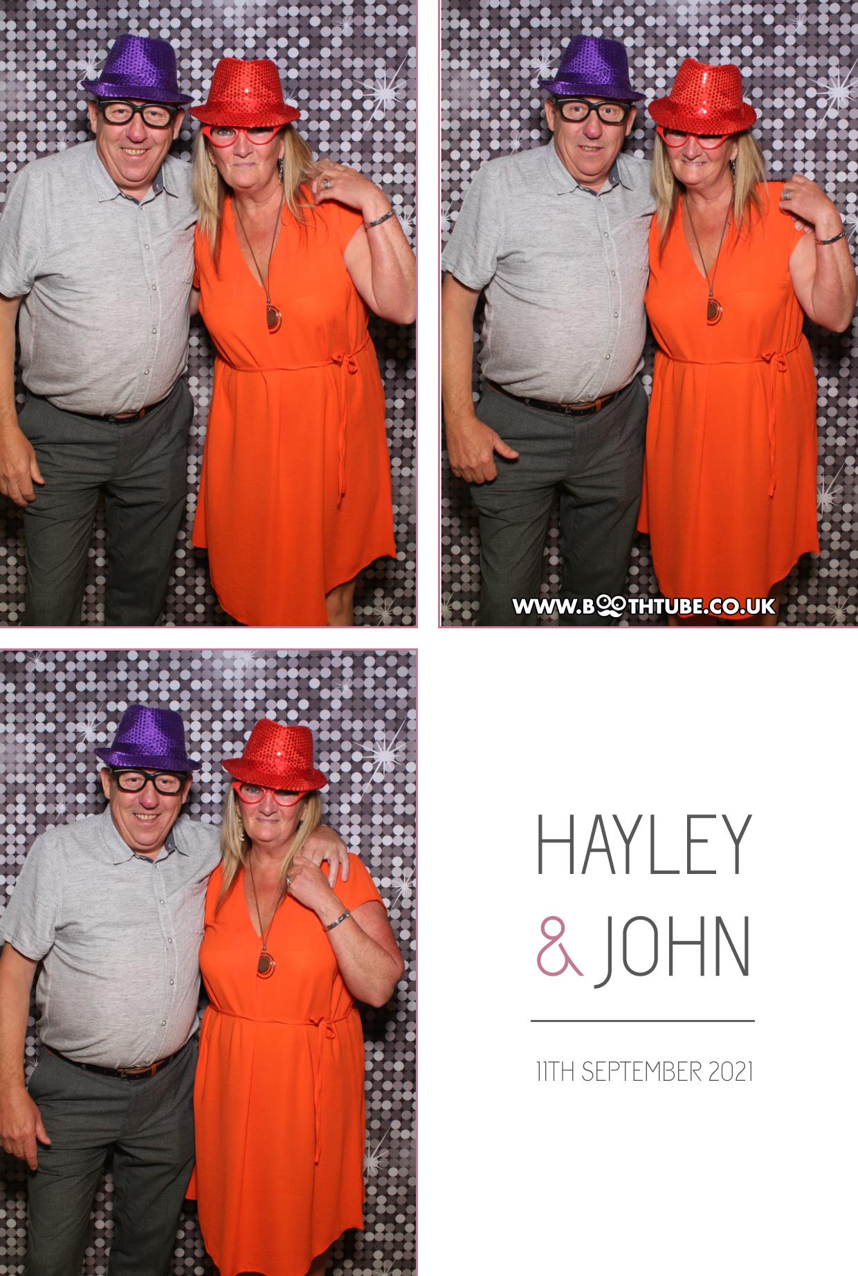 Hayley and John | View more photos from the event at gallery.boothtube.co.uk/u/BoothtubeLtd/Hayley-and-John