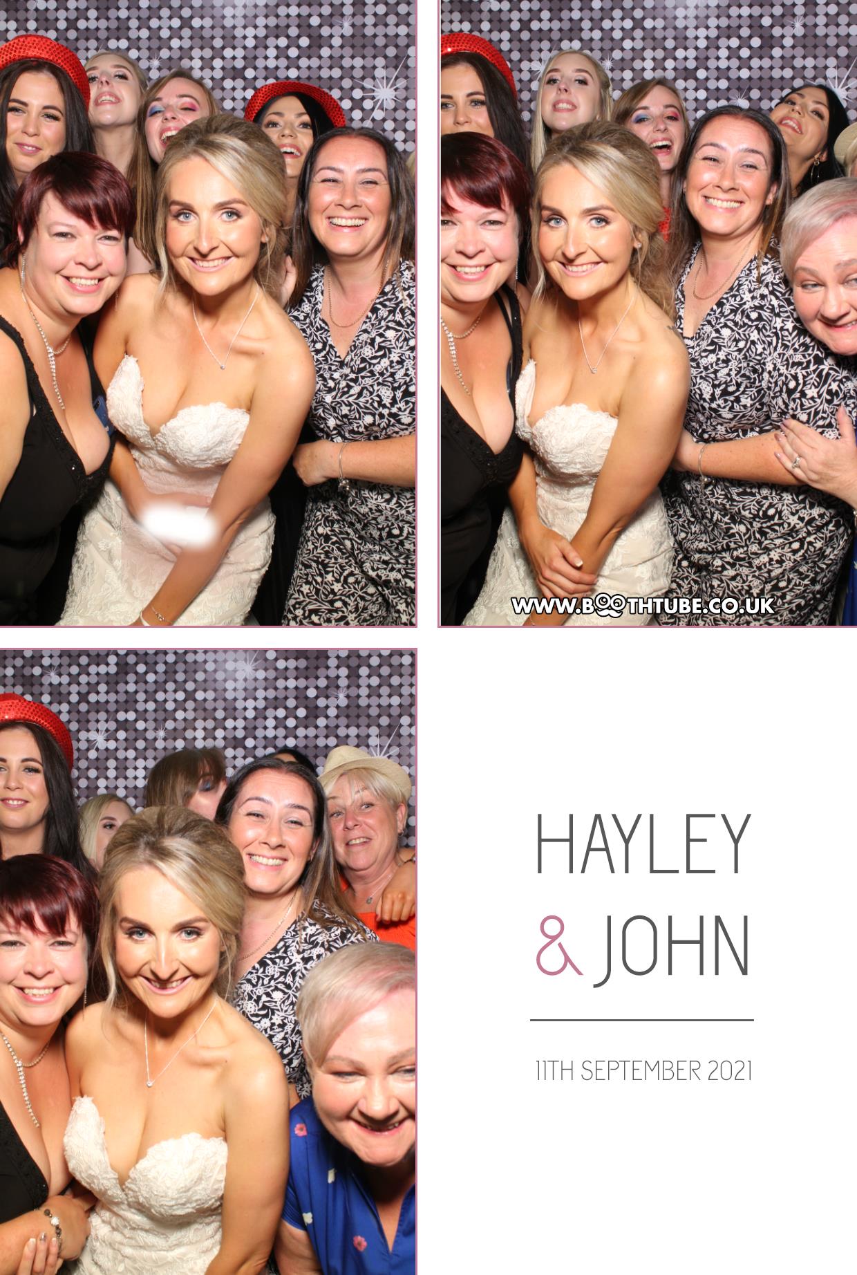 Hayley and John | View more photos from the event at gallery.boothtube.co.uk/u/BoothtubeLtd/Hayley-and-John