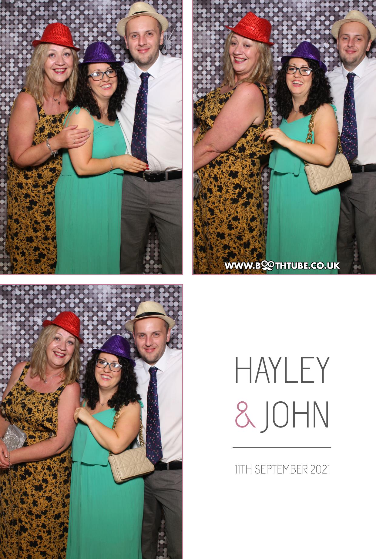 Hayley and John | View more photos from the event at gallery.boothtube.co.uk/u/BoothtubeLtd/Hayley-and-John