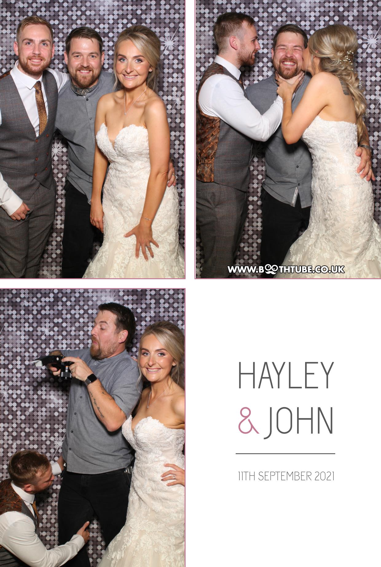 Hayley and John | View more photos from the event at gallery.boothtube.co.uk/u/BoothtubeLtd/Hayley-and-John