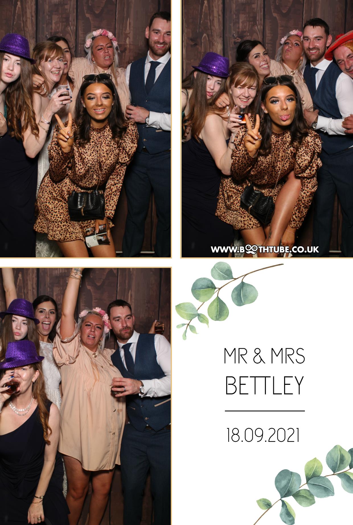 Mr & Mrs Bettley | View more photos from the event at gallery.boothtube.co.uk/u/BoothtubeLtd/Mr-Mrs-Bettley