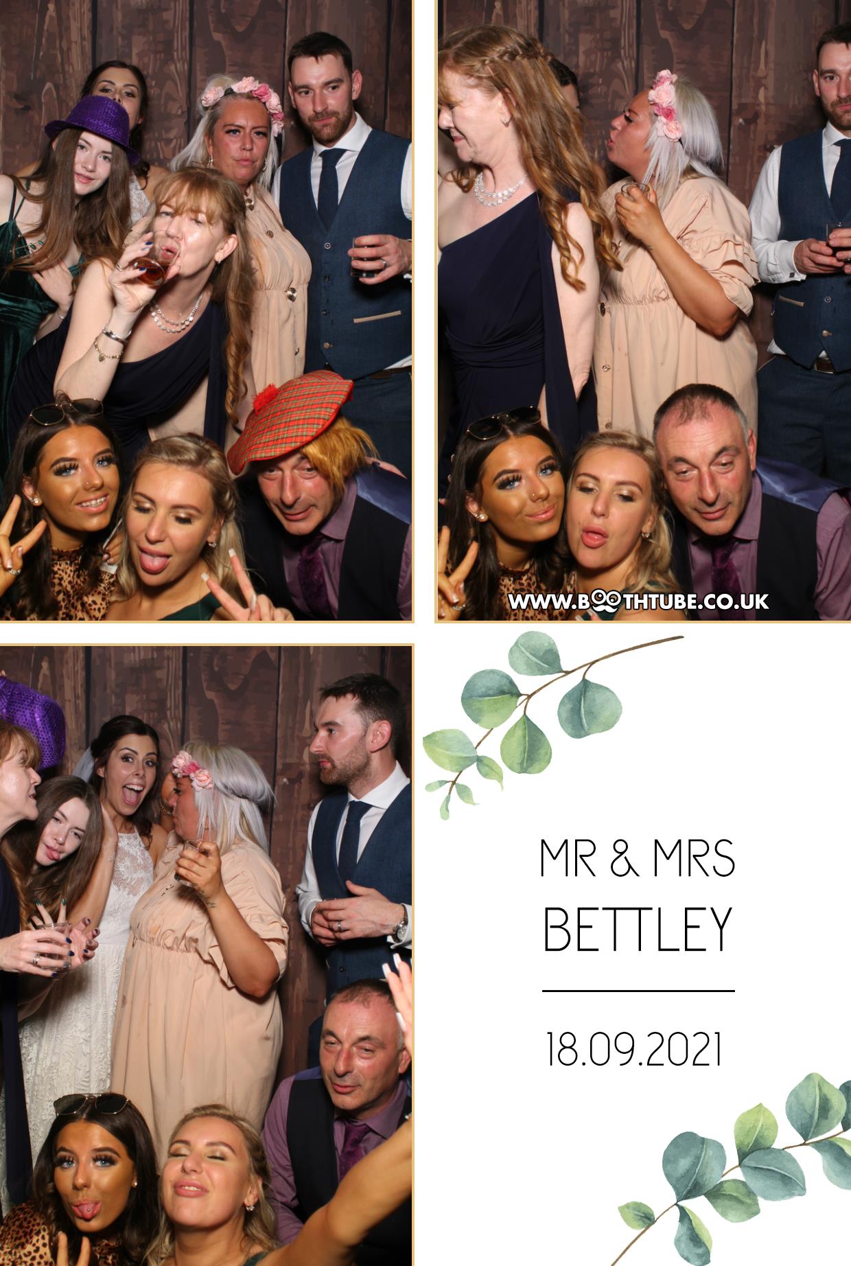Mr & Mrs Bettley | View more photos from the event at gallery.boothtube.co.uk/u/BoothtubeLtd/Mr-Mrs-Bettley