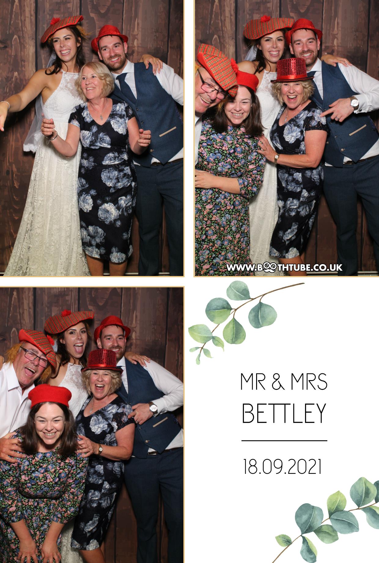 Mr & Mrs Bettley | View more photos from the event at gallery.boothtube.co.uk/u/BoothtubeLtd/Mr-Mrs-Bettley