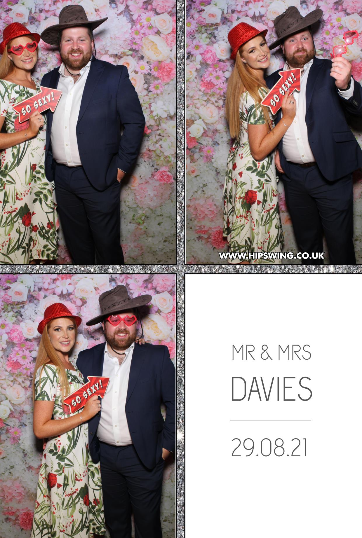 Mr & Mrs Davies | View more photos from the event at gallery.boothtube.co.uk/u/BoothtubeLtd/Mr-Mrs-Davies