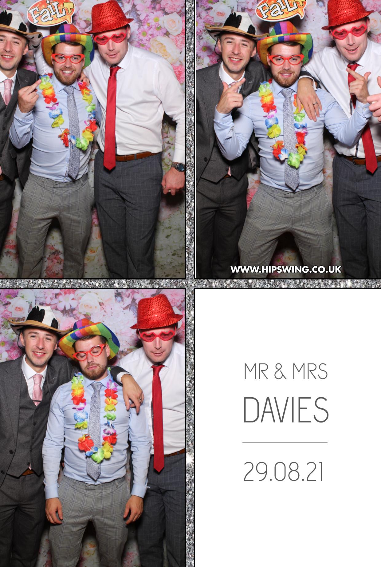 Mr & Mrs Davies | View more photos from the event at gallery.boothtube.co.uk/u/BoothtubeLtd/Mr-Mrs-Davies