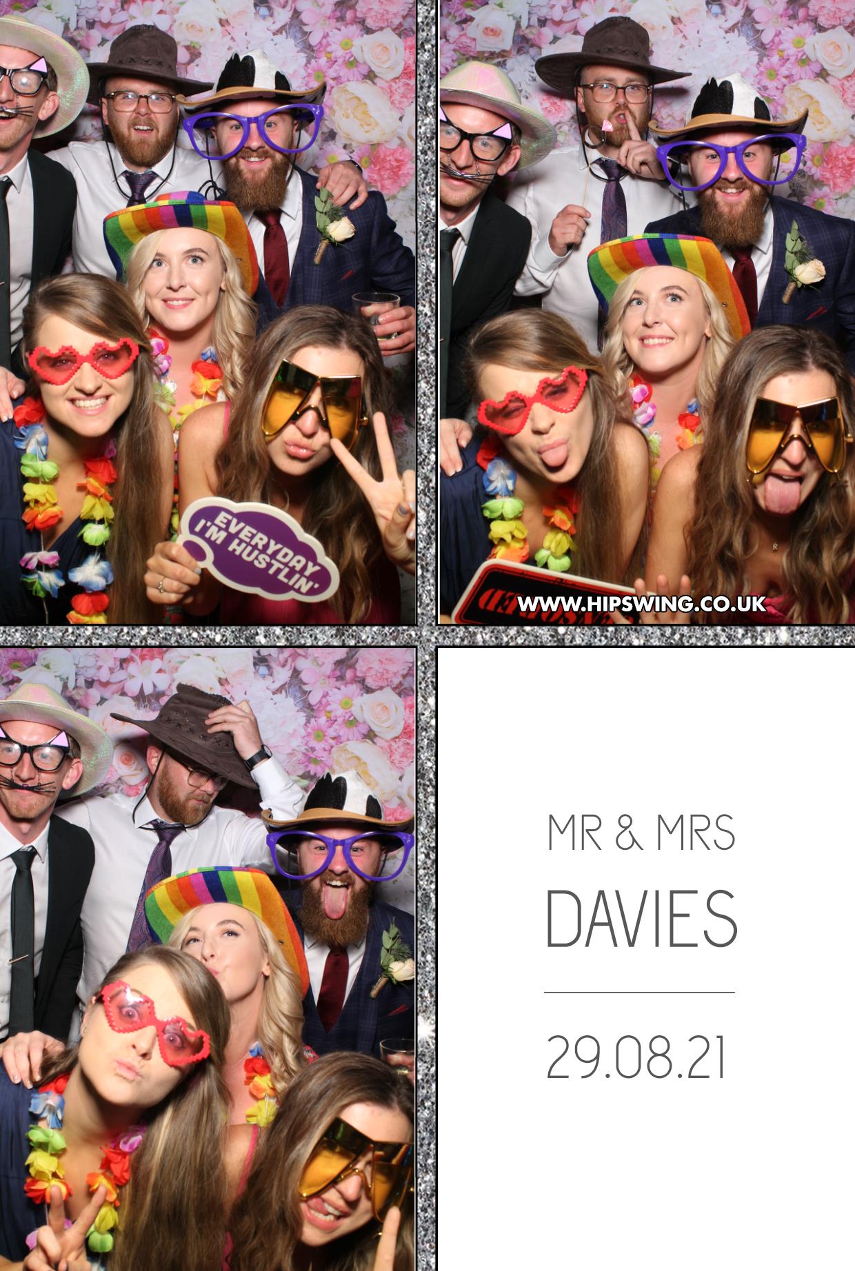 Mr & Mrs Davies | View more photos from the event at gallery.boothtube.co.uk/u/BoothtubeLtd/Mr-Mrs-Davies