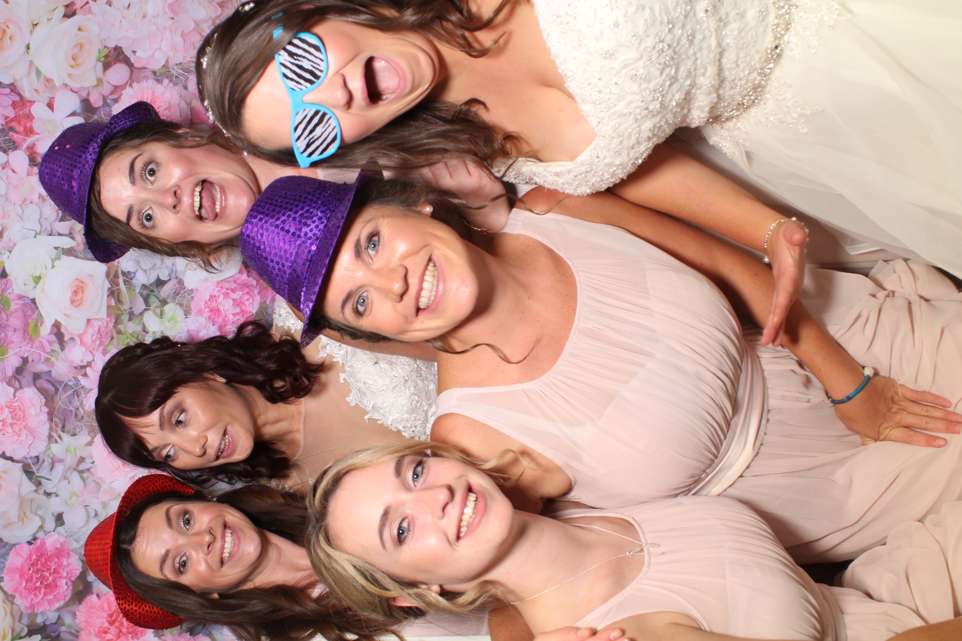 Quinn Wedding Party | View more photos from the event at gallery.boothtube.co.uk/u/BoothtubeLtd/Quinn-Wedding-Party