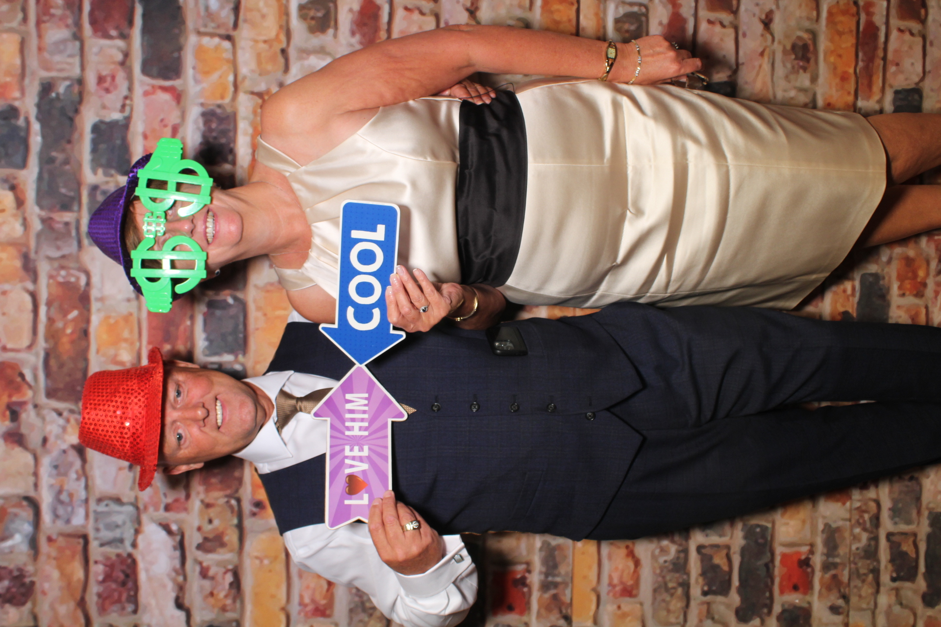 Sarah & Michael | View more photos from the event at gallery.boothtube.co.uk/u/BoothtubeLtd/Sarah-Michael