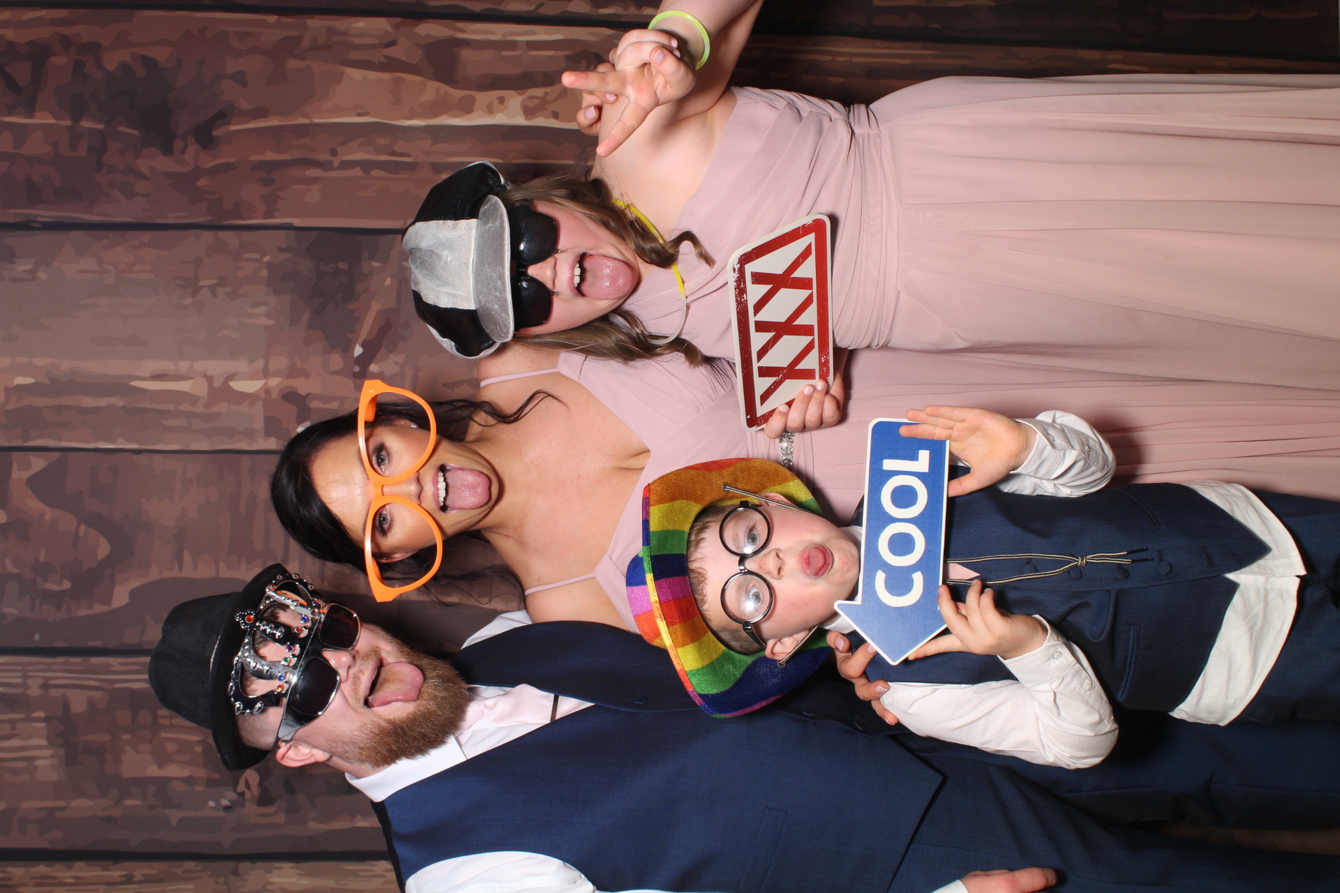 Ben & Kirsty's Wedding | View more photos from the event at gallery.boothtube.co.uk/u/BoothtubeLtd/Ben-Kirstys-Wedding