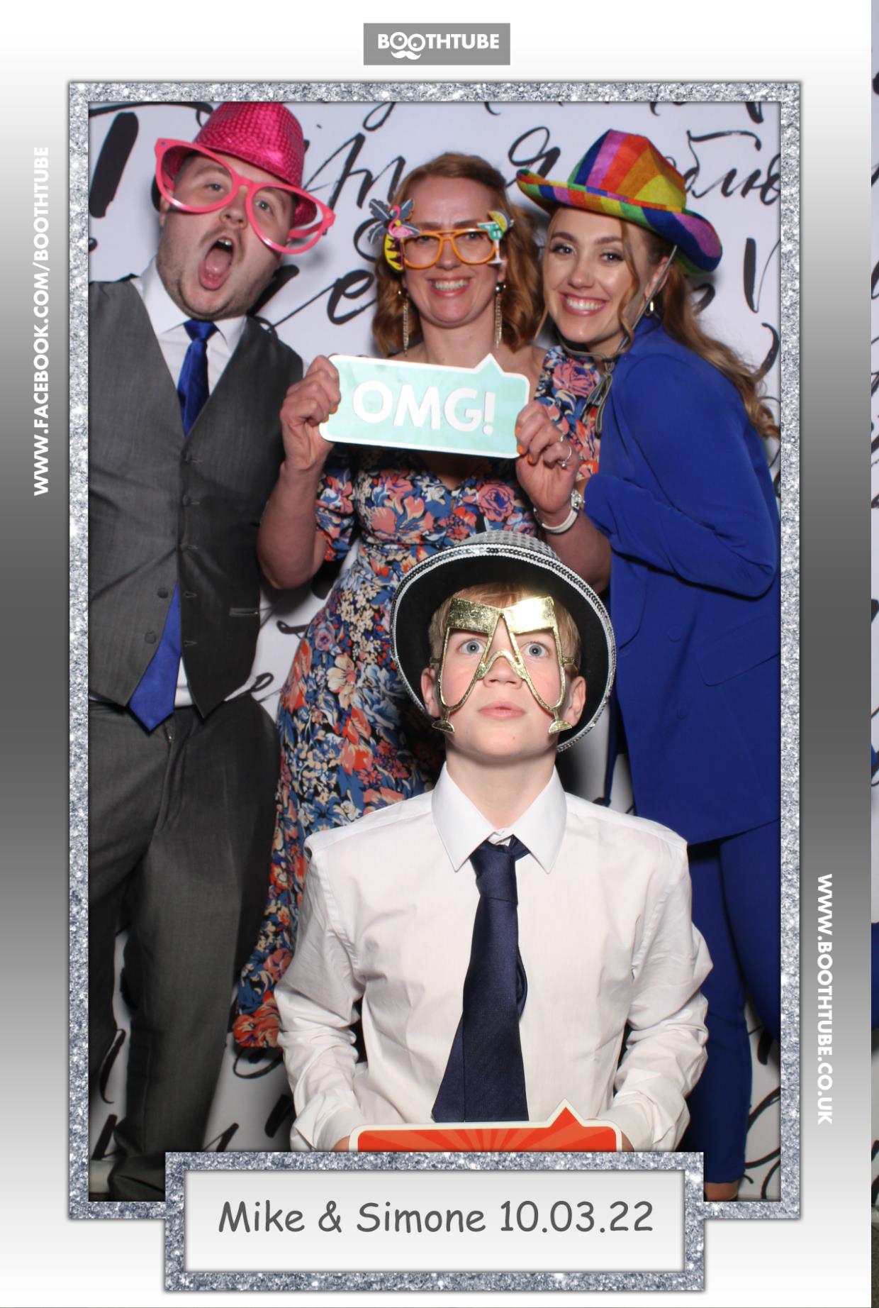 Mike and Simone's Wedding | View more photos from the event at gallery.boothtube.co.uk/u/BoothtubeLtd/Mike-and-Simones-Wedding