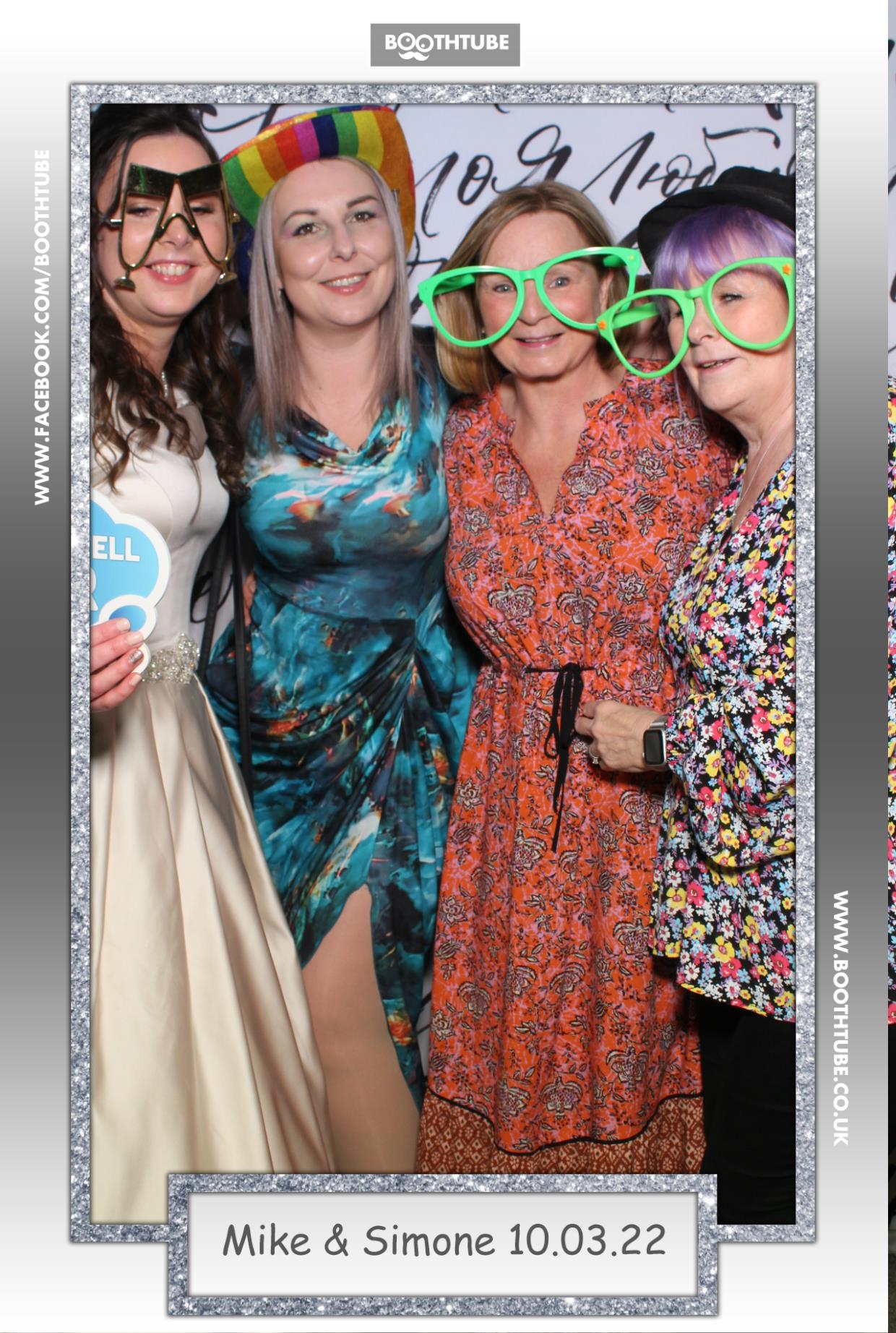 Mike and Simone's Wedding | View more photos from the event at gallery.boothtube.co.uk/u/BoothtubeLtd/Mike-and-Simones-Wedding
