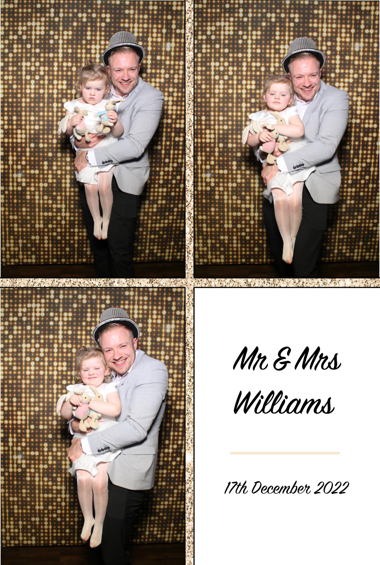 Mr & Mrs Williams | View more photos from the event at gallery.boothtube.co.uk/u/BoothtubeLtd/Mr-Mrs-Williams