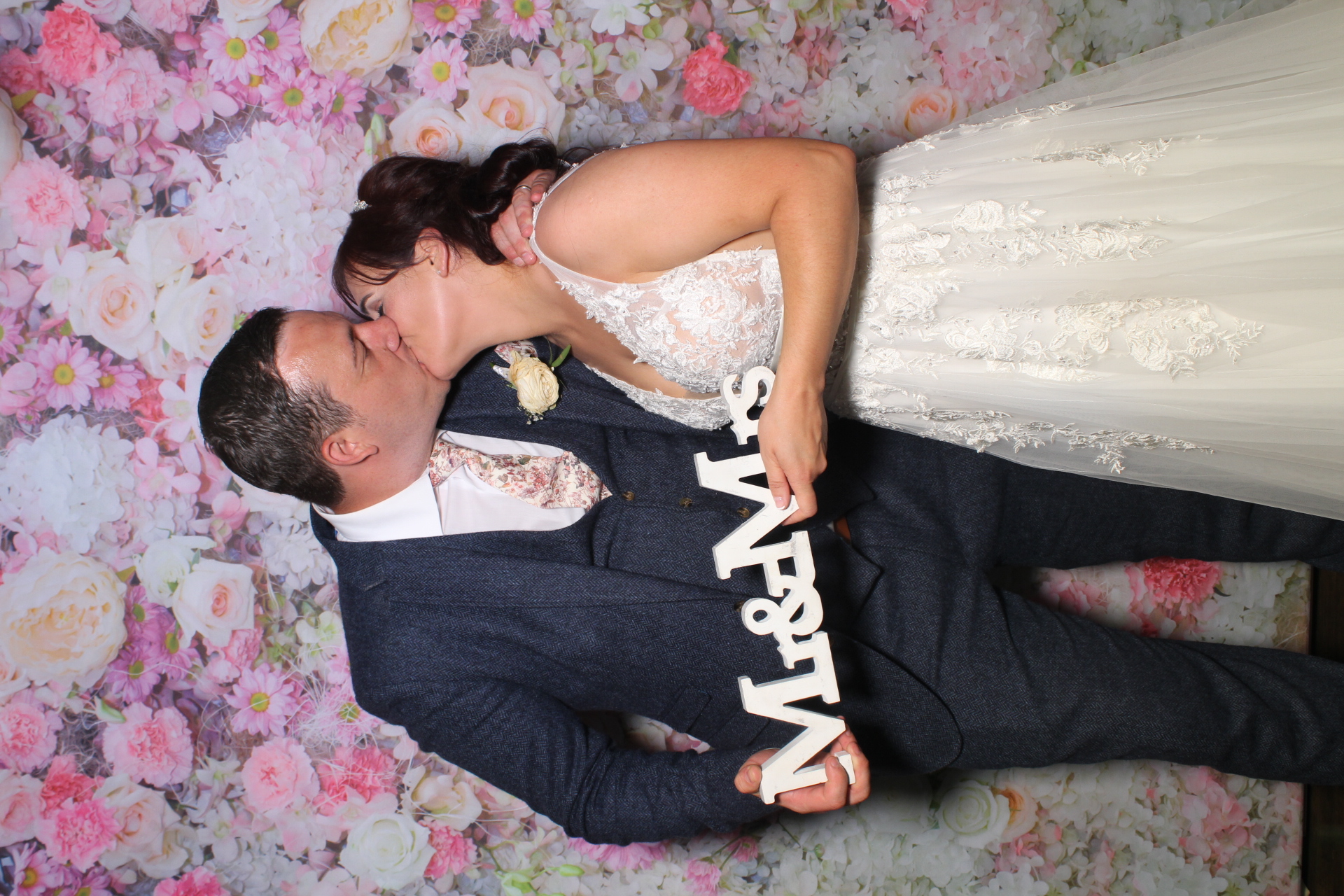 Paul & Samantha's Wedding | View more photos from the event at gallery.boothtube.co.uk/u/BoothtubeLtd/Paul-Samanthas-Wedding