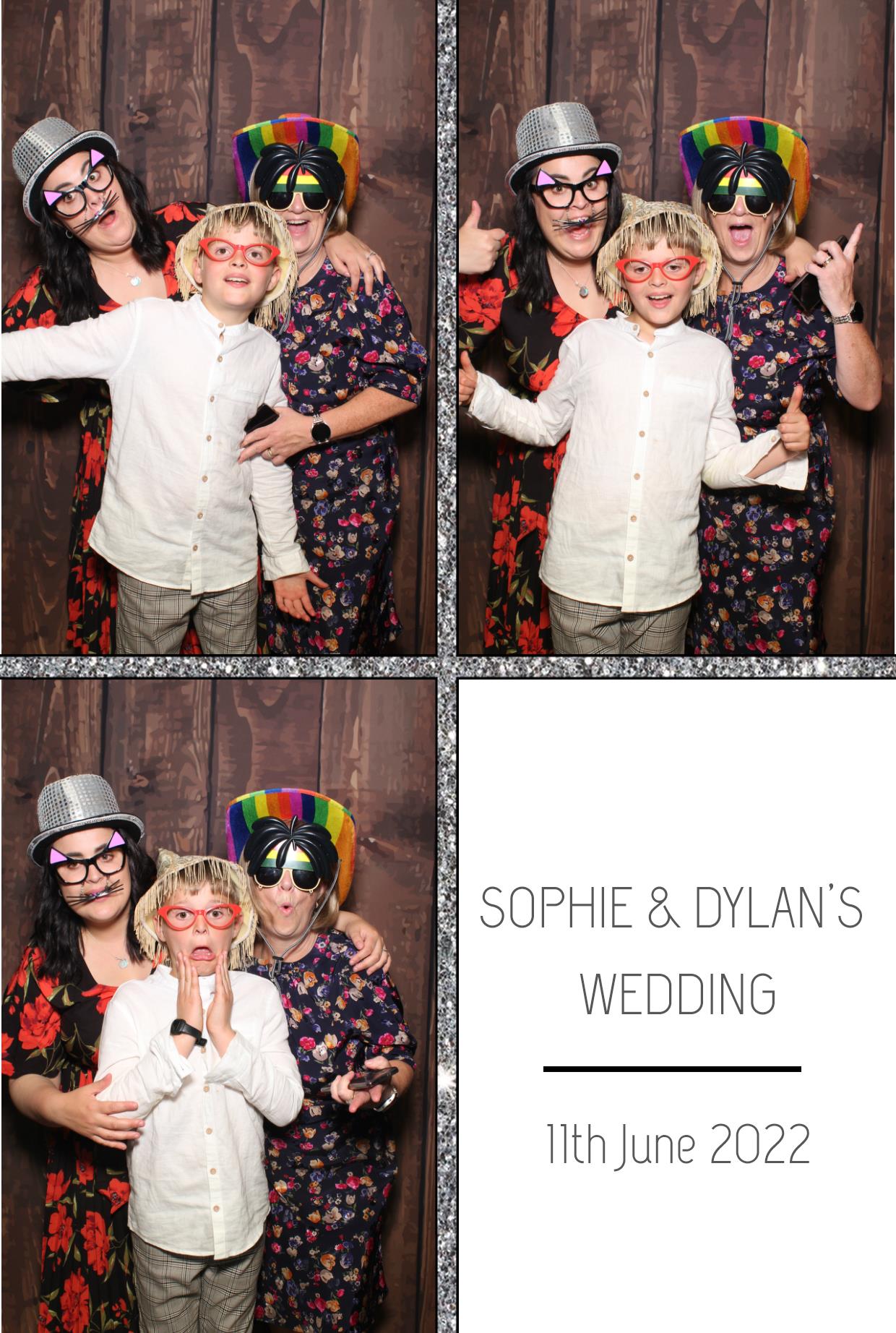 Sophie & Dylan's Wedding | View more photos from the event at gallery.boothtube.co.uk/u/BoothtubeLtd/Sophie-Dylans-Wedding