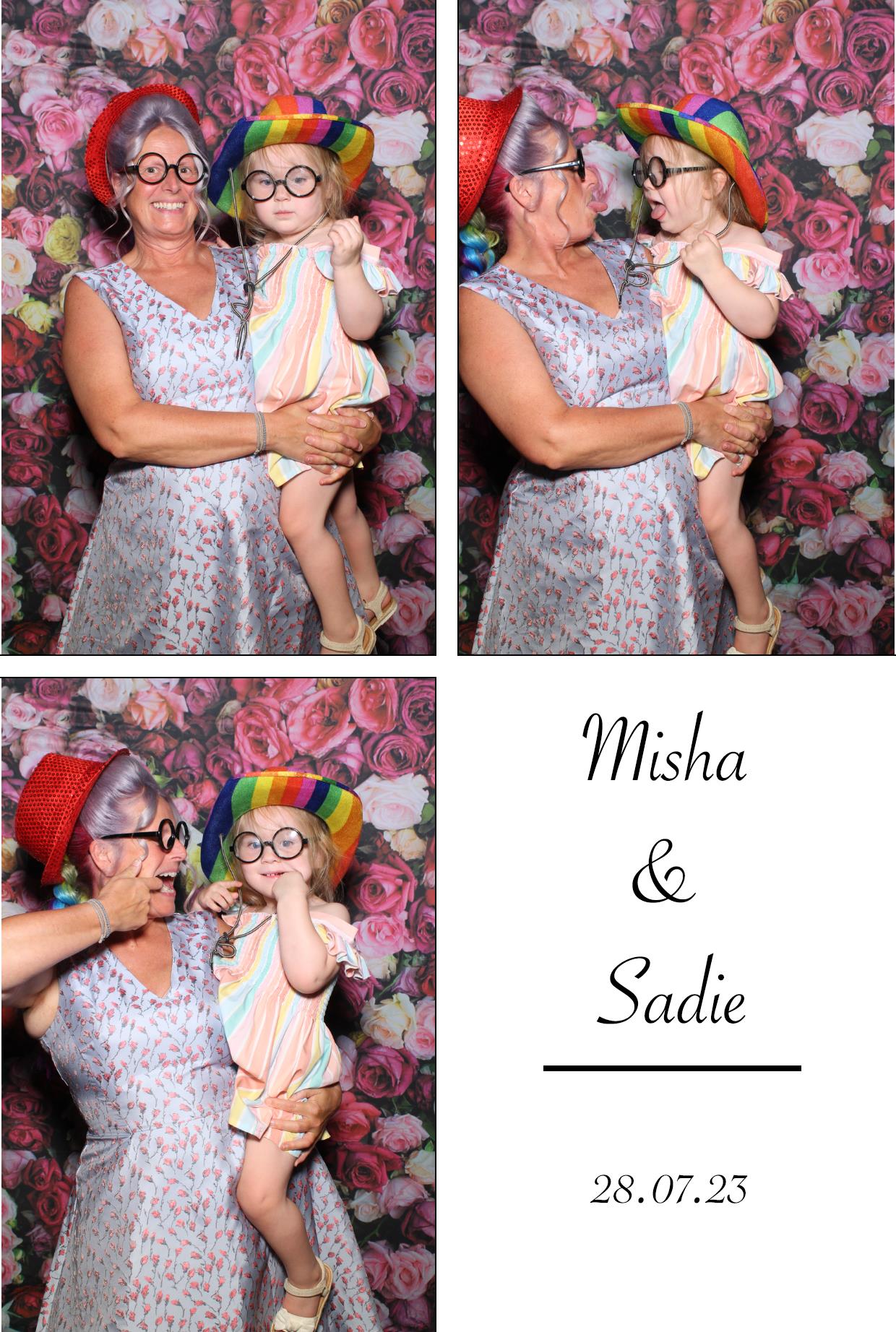 Misha & Sadie's Wedding | View more photos from the event at gallery.boothtube.co.uk/u/BoothtubeLtd/Misha-Sadies-Wedding