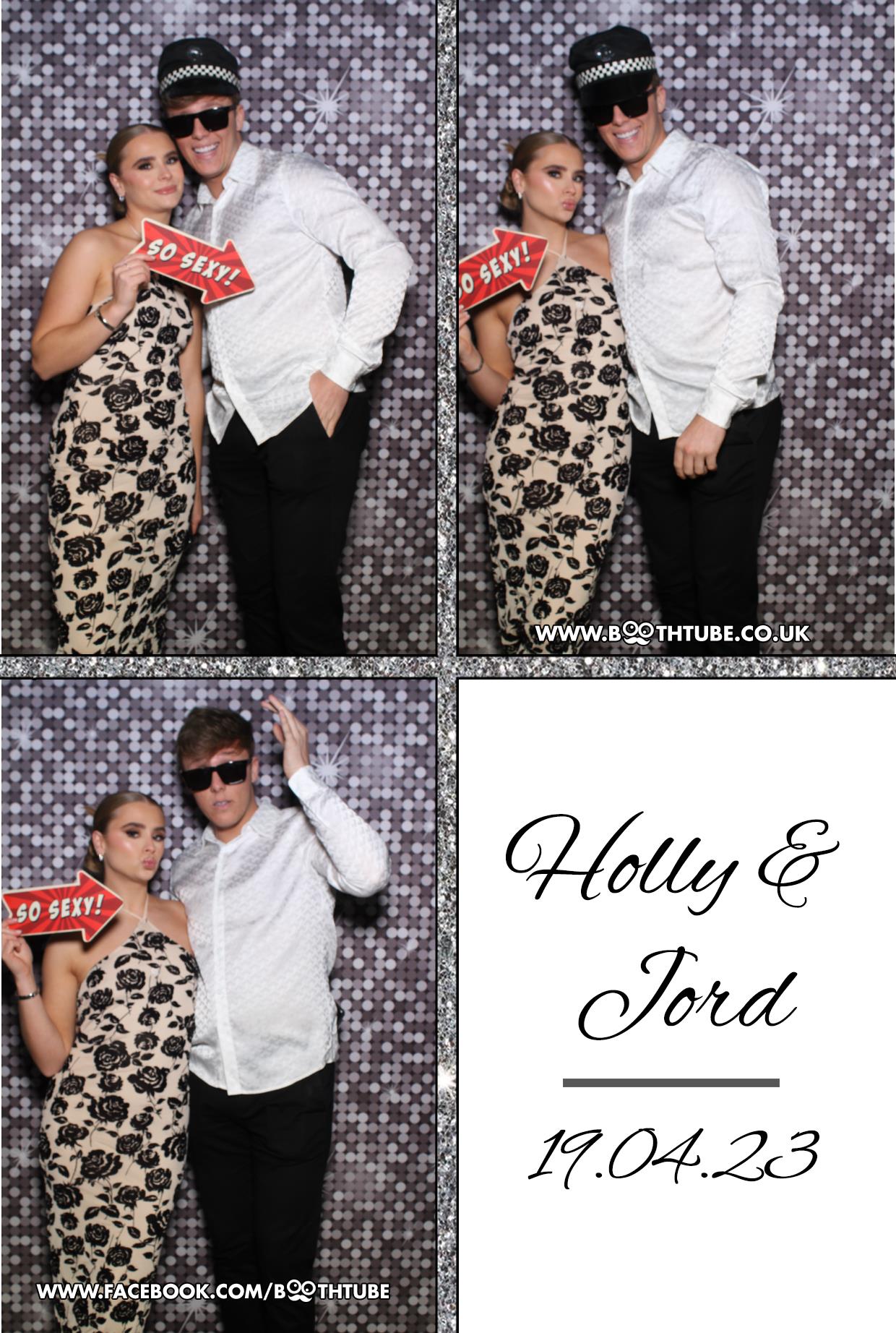 Holly & Jord's Wedding Party | View more photos from the event at gallery.boothtube.co.uk/u/BoothtubeLtd/Holly-Jords-Wedding-Party