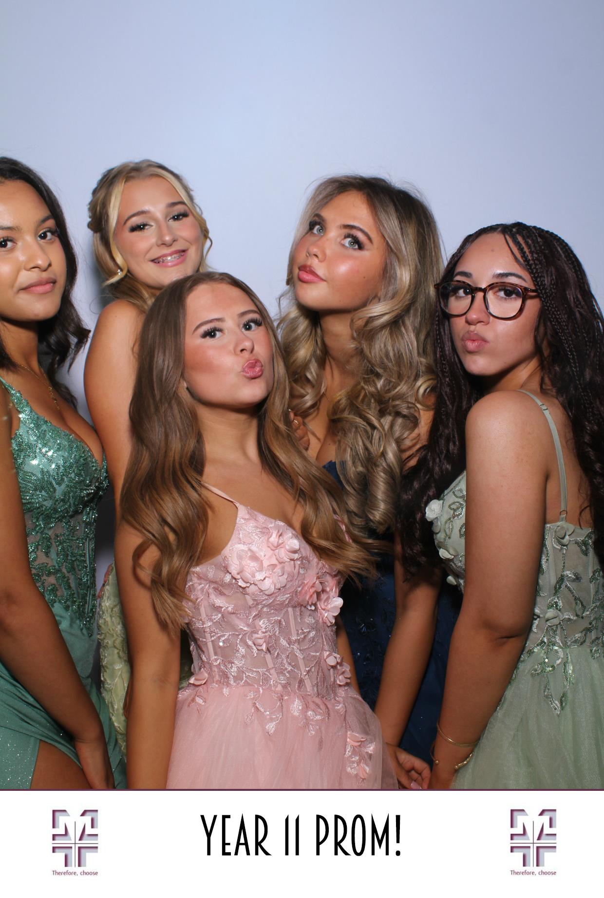 Year 11 Prom | View more photos from the event at gallery.boothtube.co.uk/u/BoothtubeLtd/Year-11-Prom