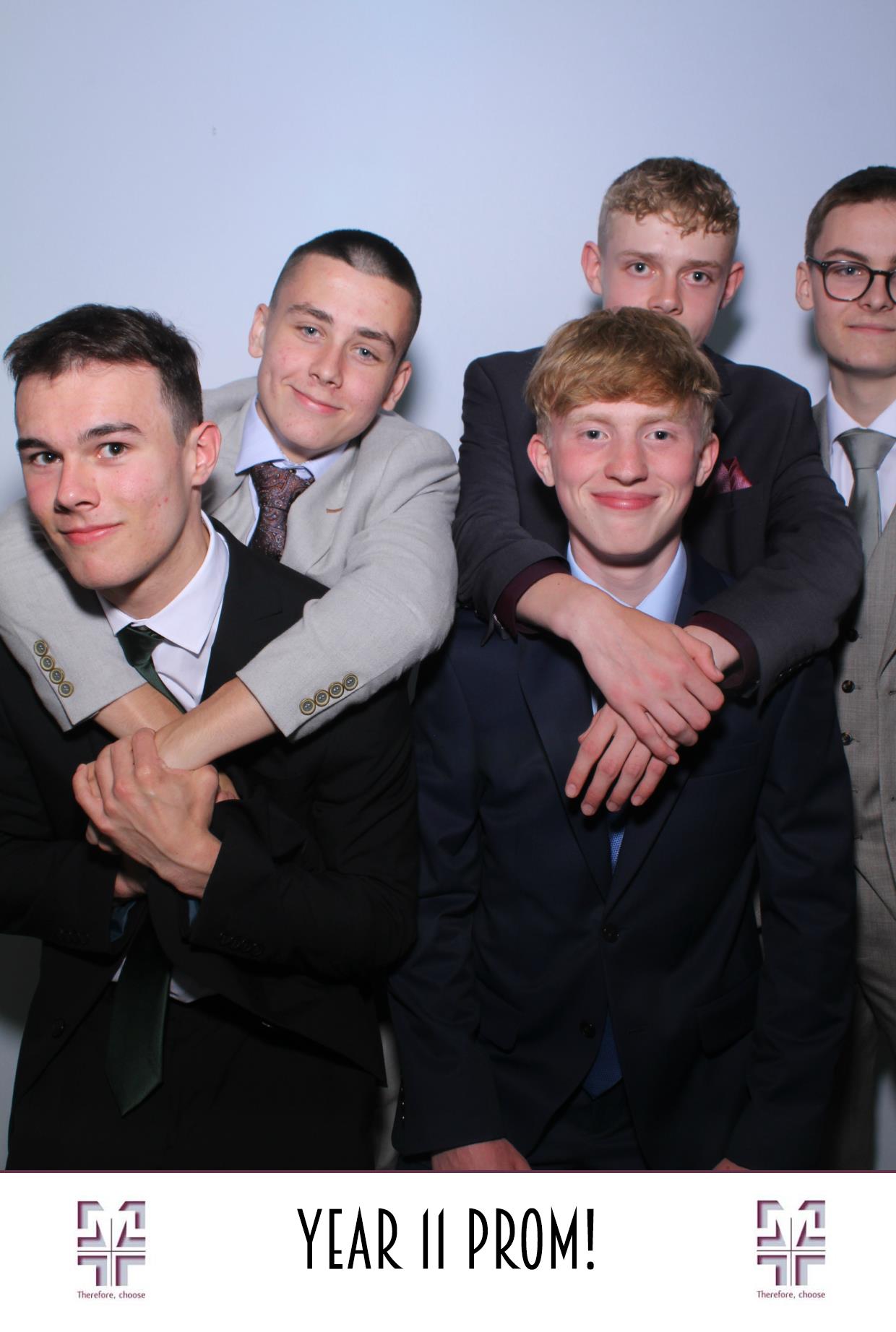 Year 11 Prom | View more photos from the event at gallery.boothtube.co.uk/u/BoothtubeLtd/Year-11-Prom