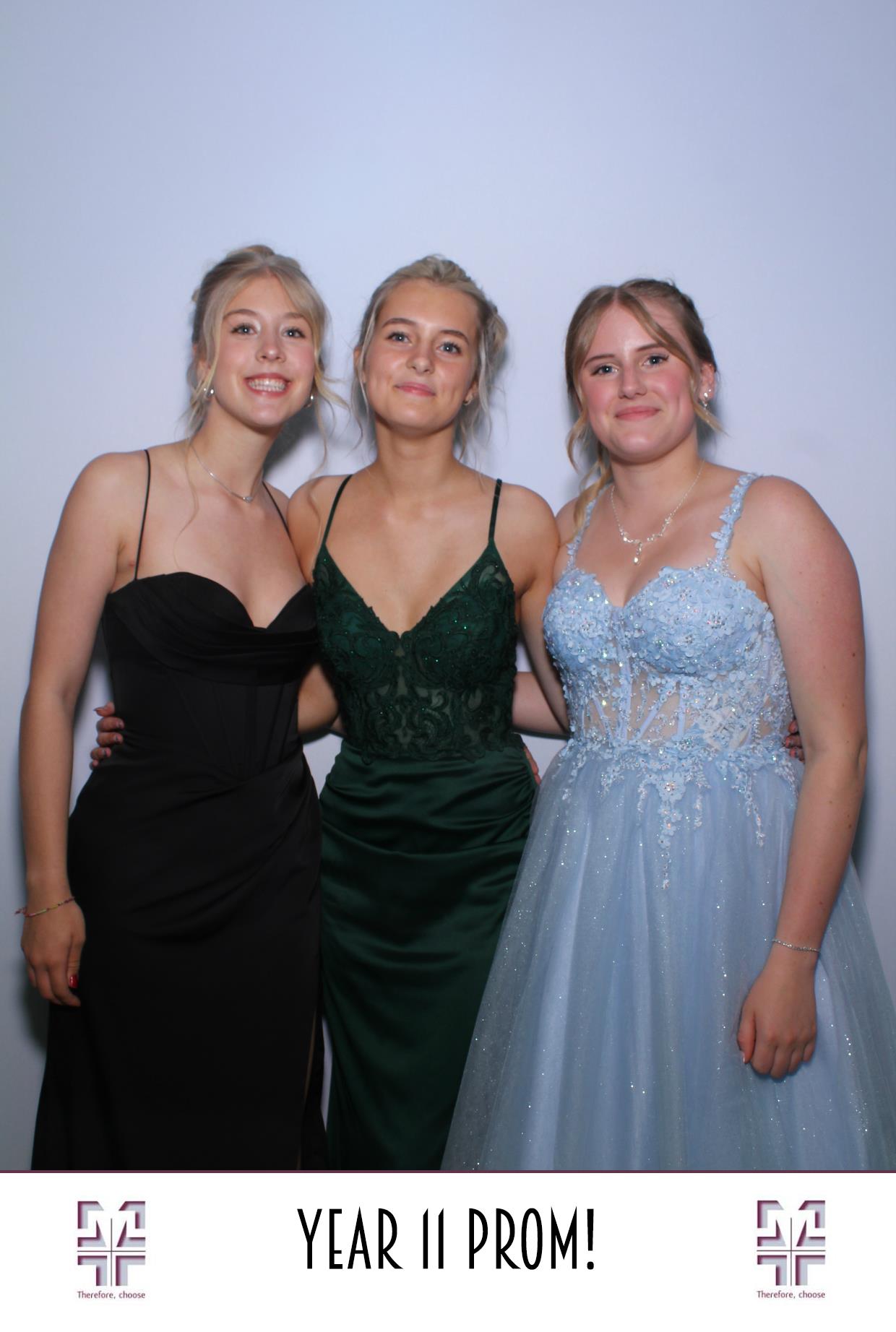 Year 11 Prom | View more photos from the event at gallery.boothtube.co.uk/u/BoothtubeLtd/Year-11-Prom