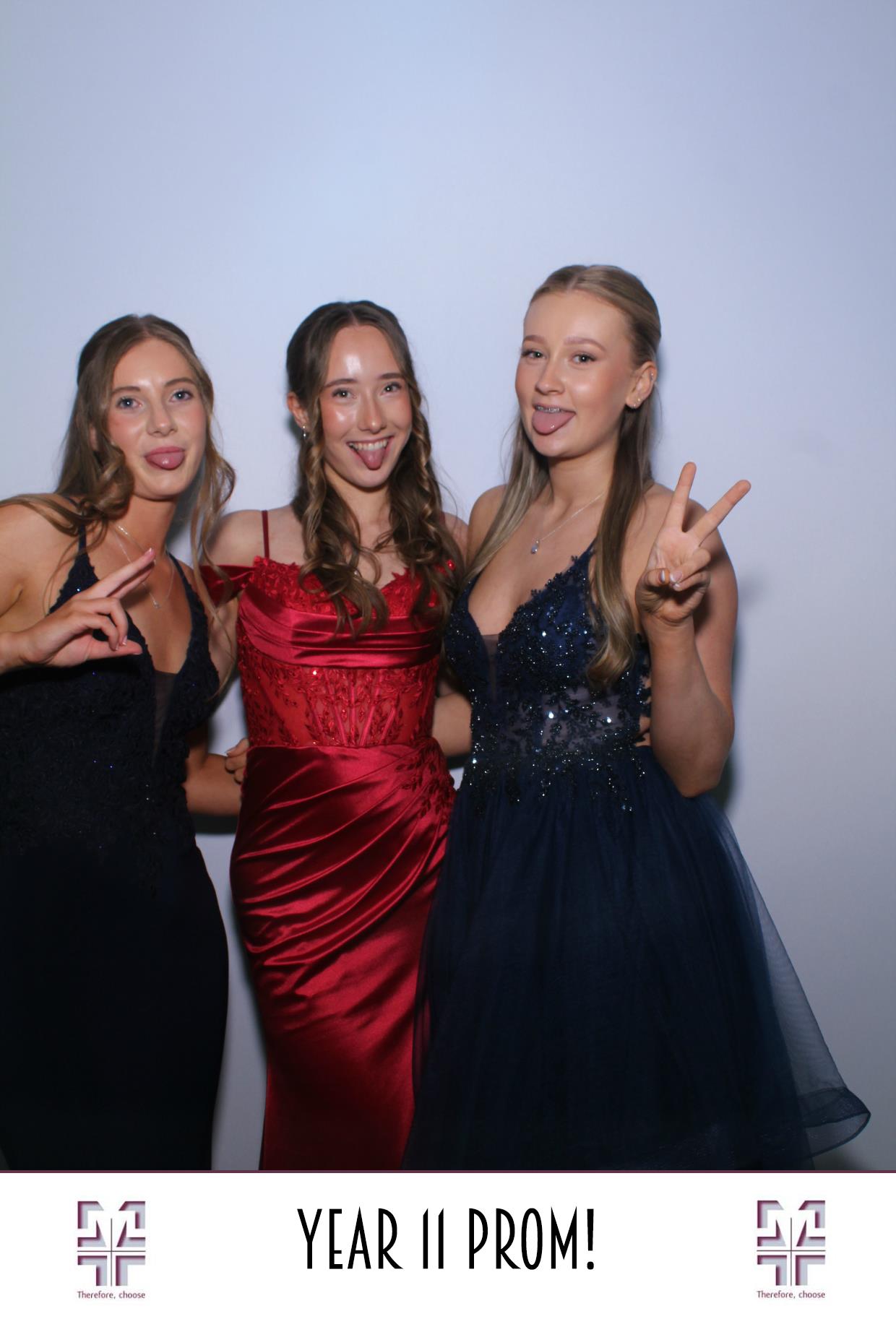 Year 11 Prom | View more photos from the event at gallery.boothtube.co.uk/u/BoothtubeLtd/Year-11-Prom