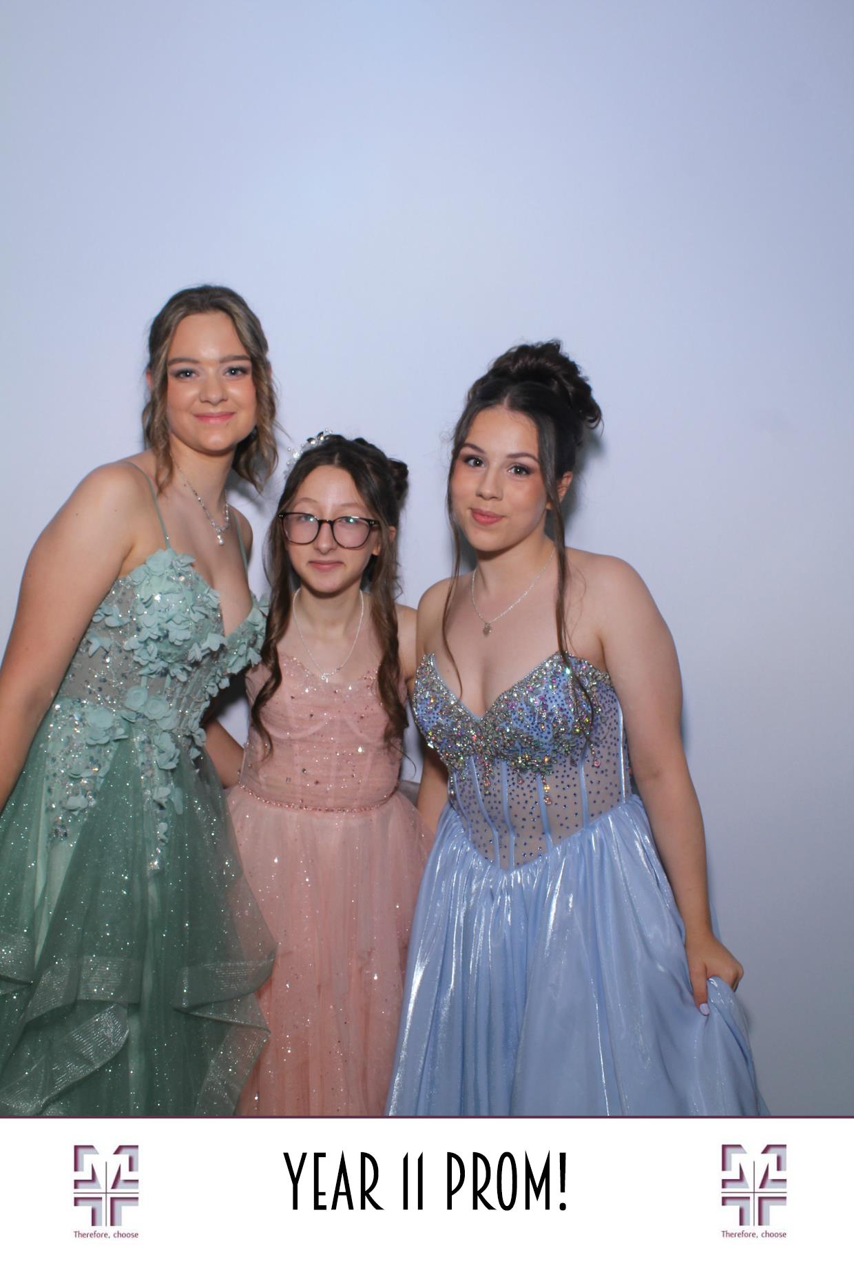 Year 11 Prom | View more photos from the event at gallery.boothtube.co.uk/u/BoothtubeLtd/Year-11-Prom