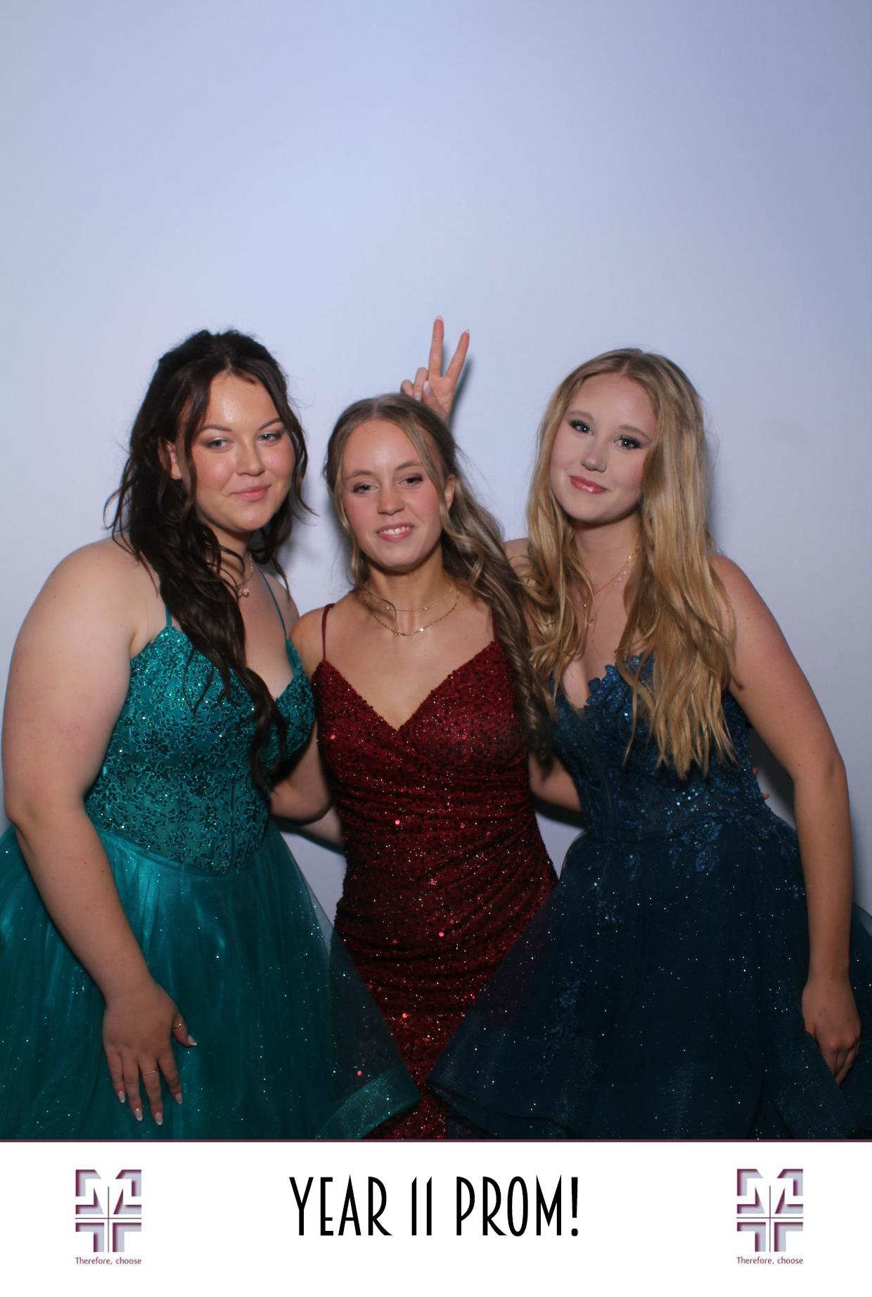 Year 11 Prom | View more photos from the event at gallery.boothtube.co.uk/u/BoothtubeLtd/Year-11-Prom