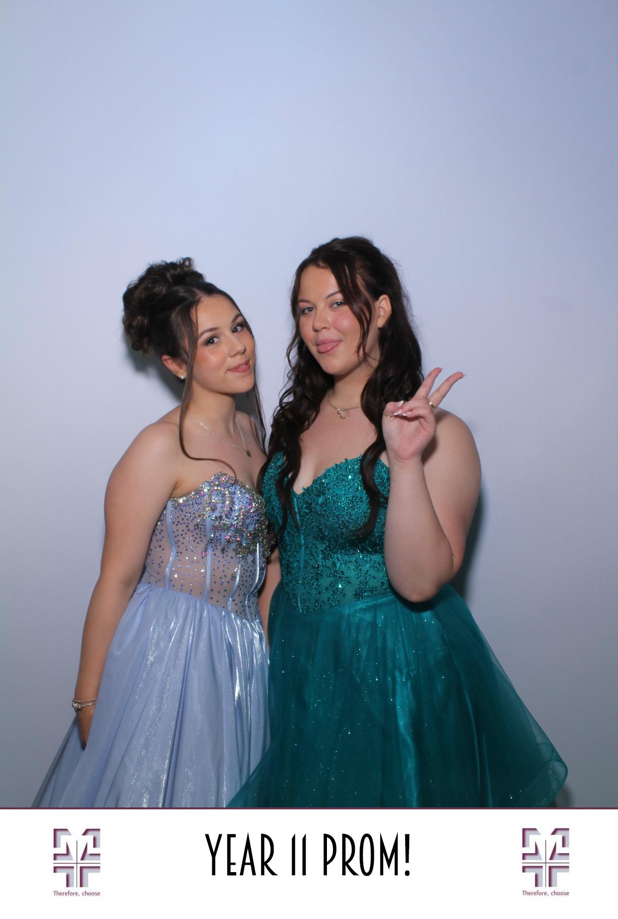 Year 11 Prom | View more photos from the event at gallery.boothtube.co.uk/u/BoothtubeLtd/Year-11-Prom